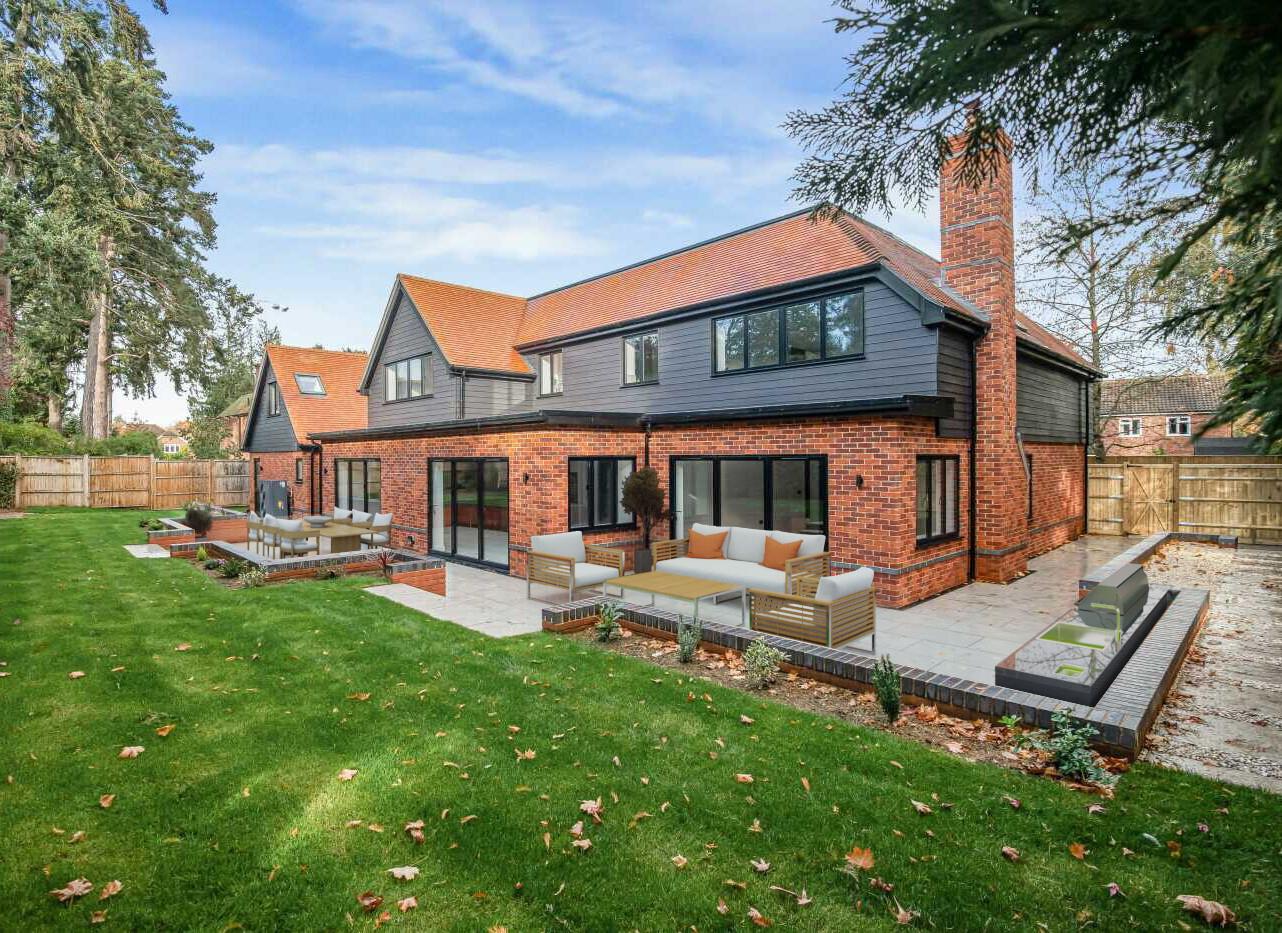 Mill Road, Shiplake, RG9