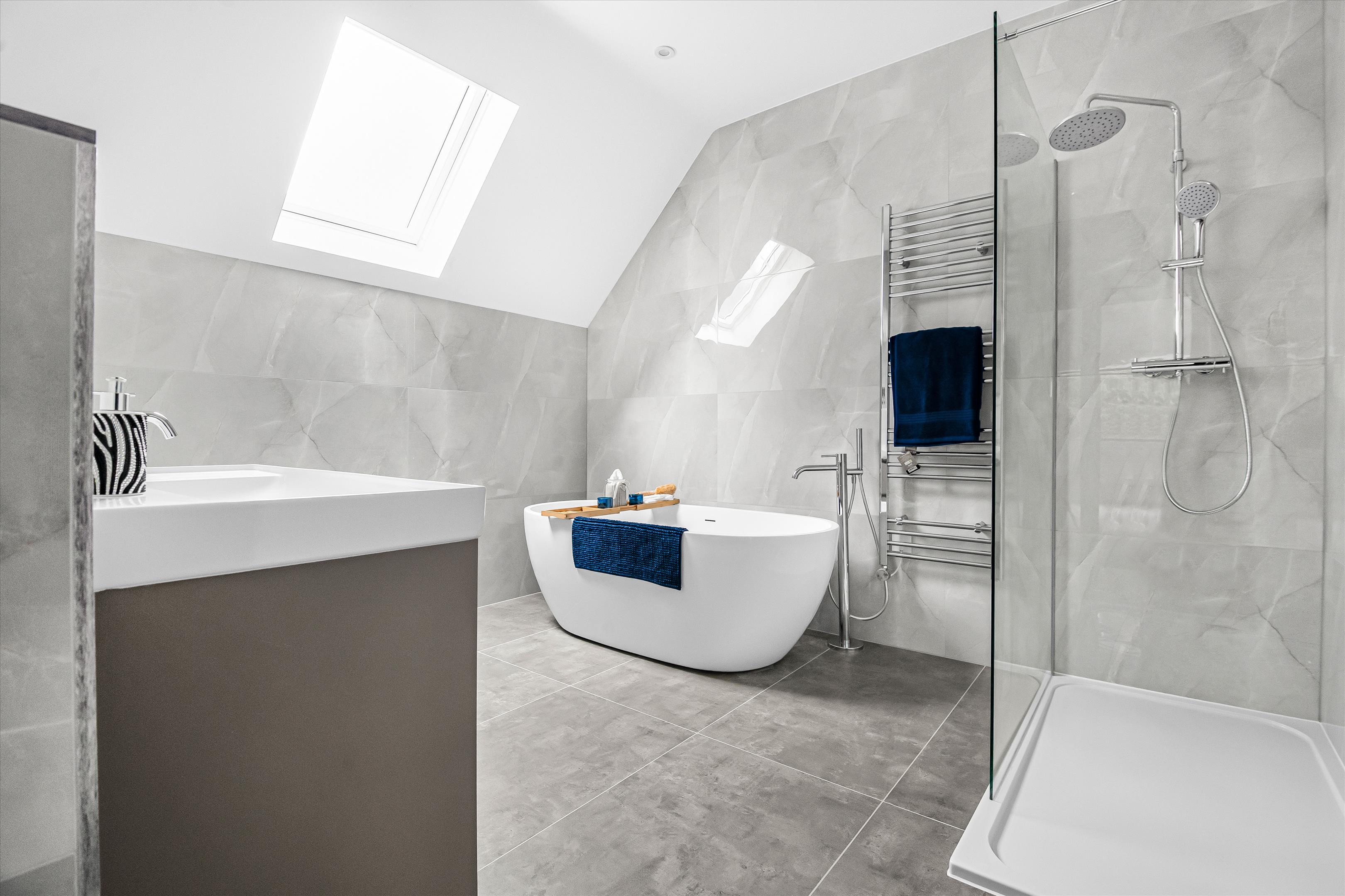 Mill Road, Shiplake, RG9