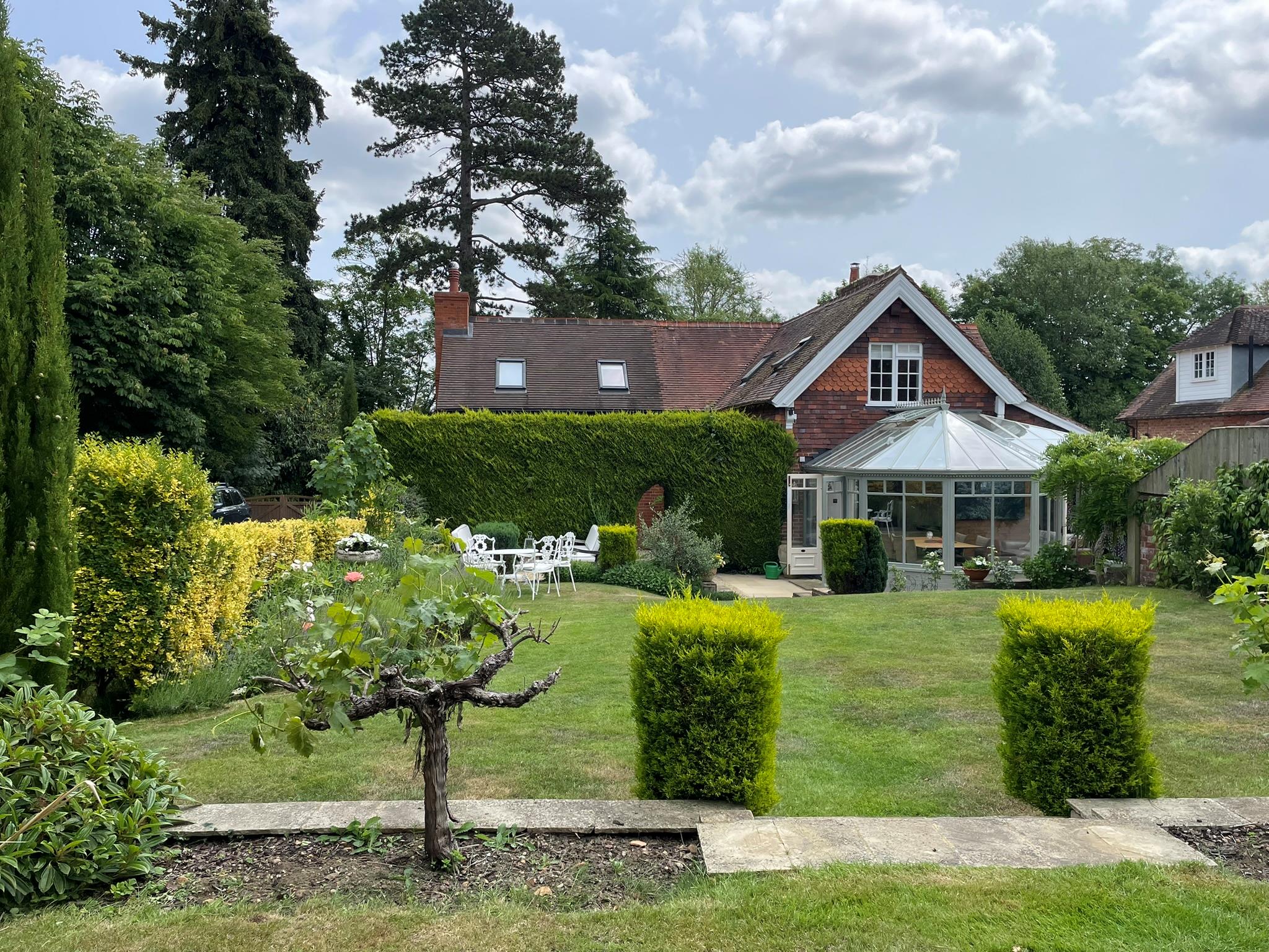 Mill Road, Shiplake, Henley-on-Thames, Oxfordshire RG9