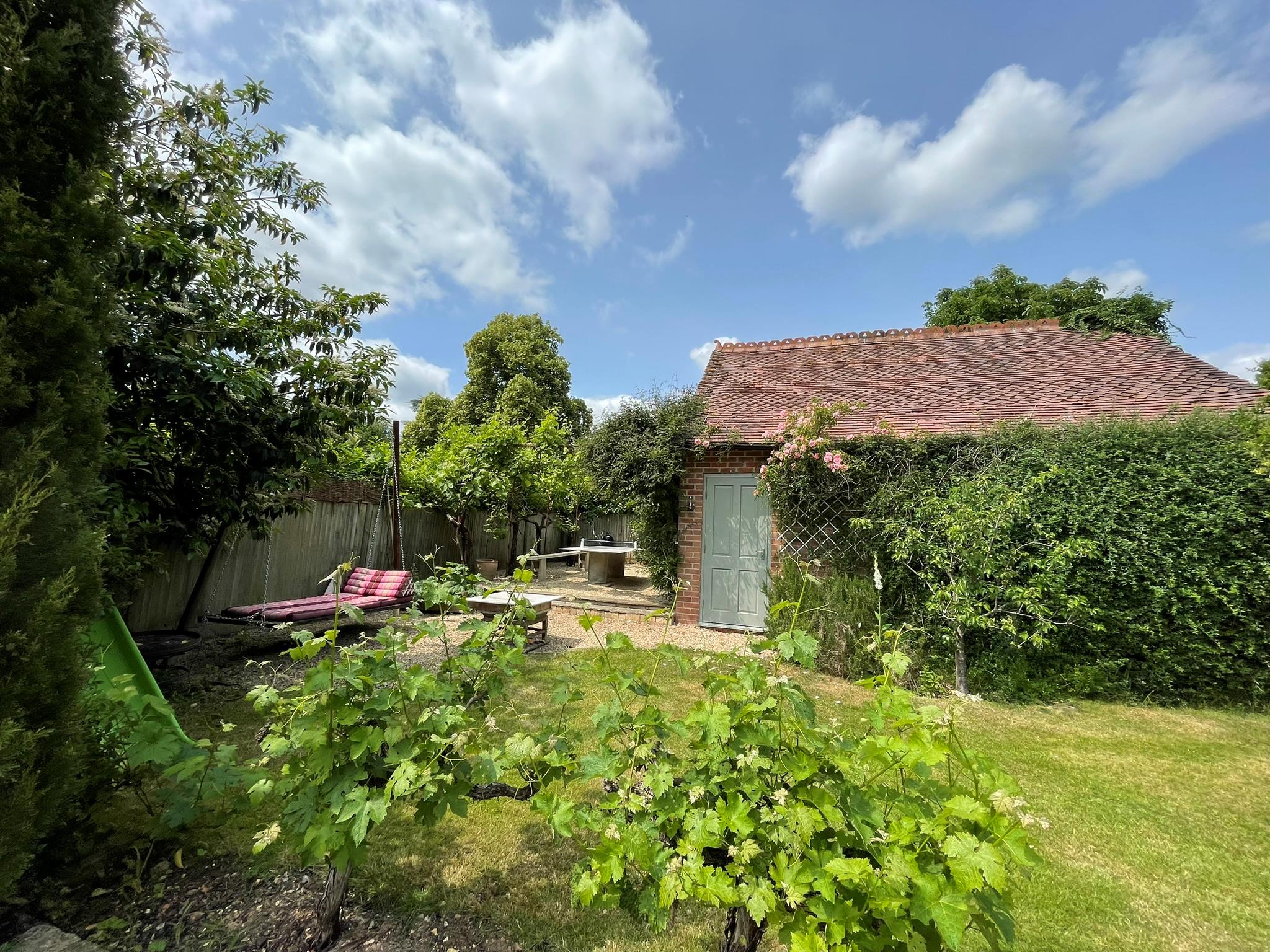 Mill Road, Shiplake, Henley-on-Thames, Oxfordshire RG9
