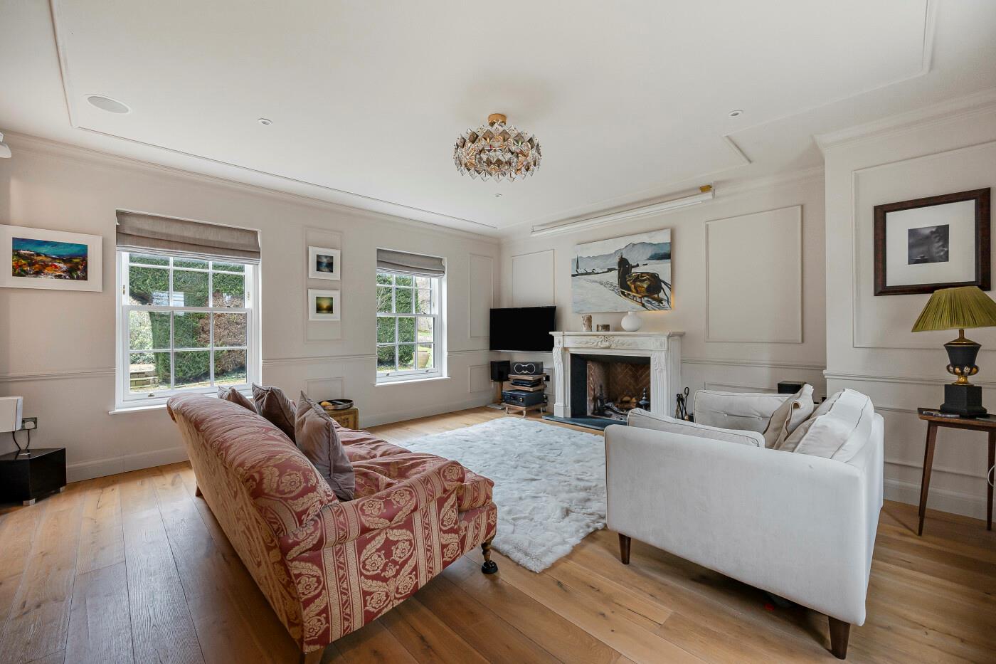 Mill Road, Shiplake, Henley-on-Thames, Oxfordshire RG9