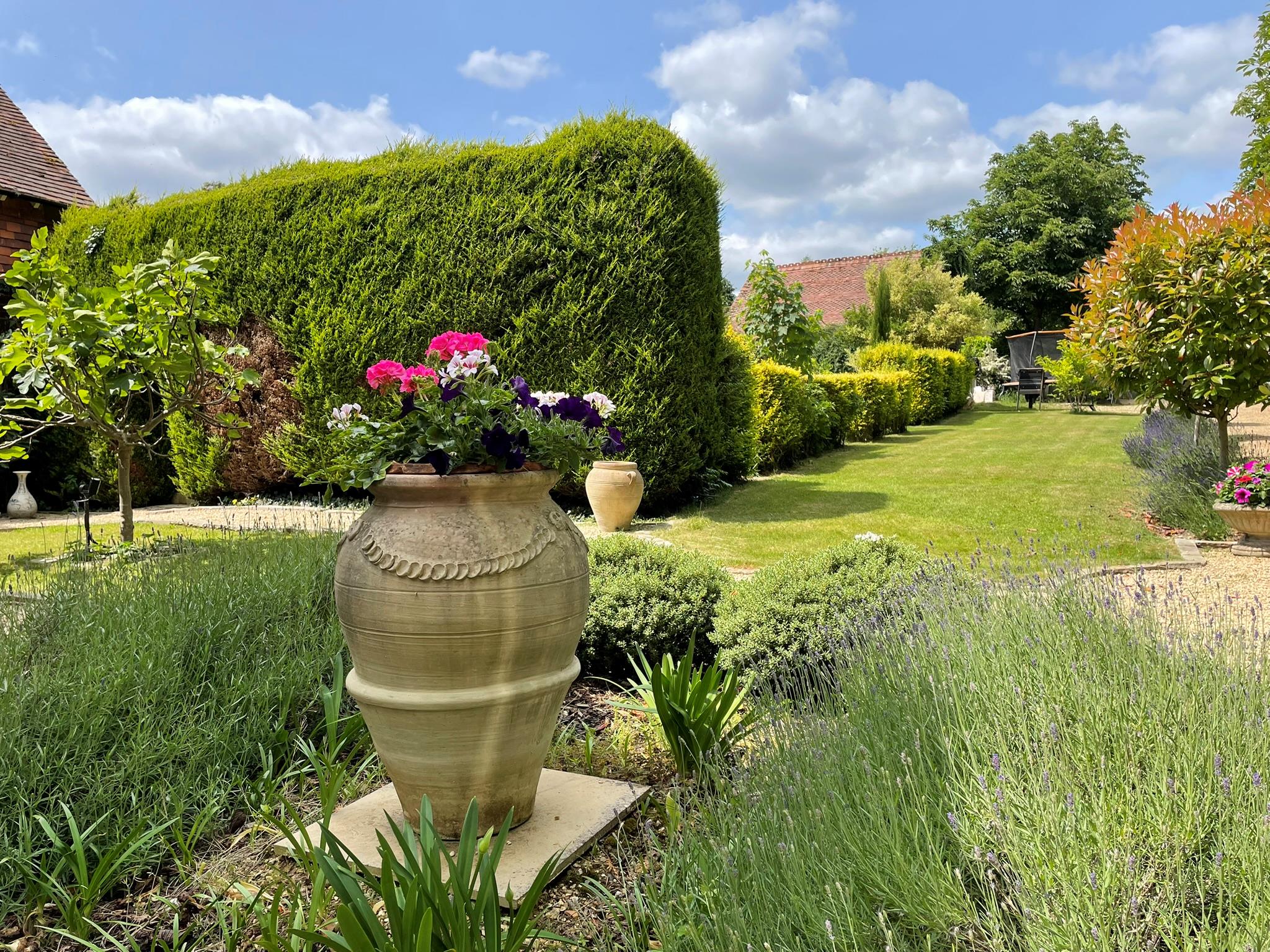 Mill Road, Shiplake, Henley-on-Thames, Oxfordshire RG9
