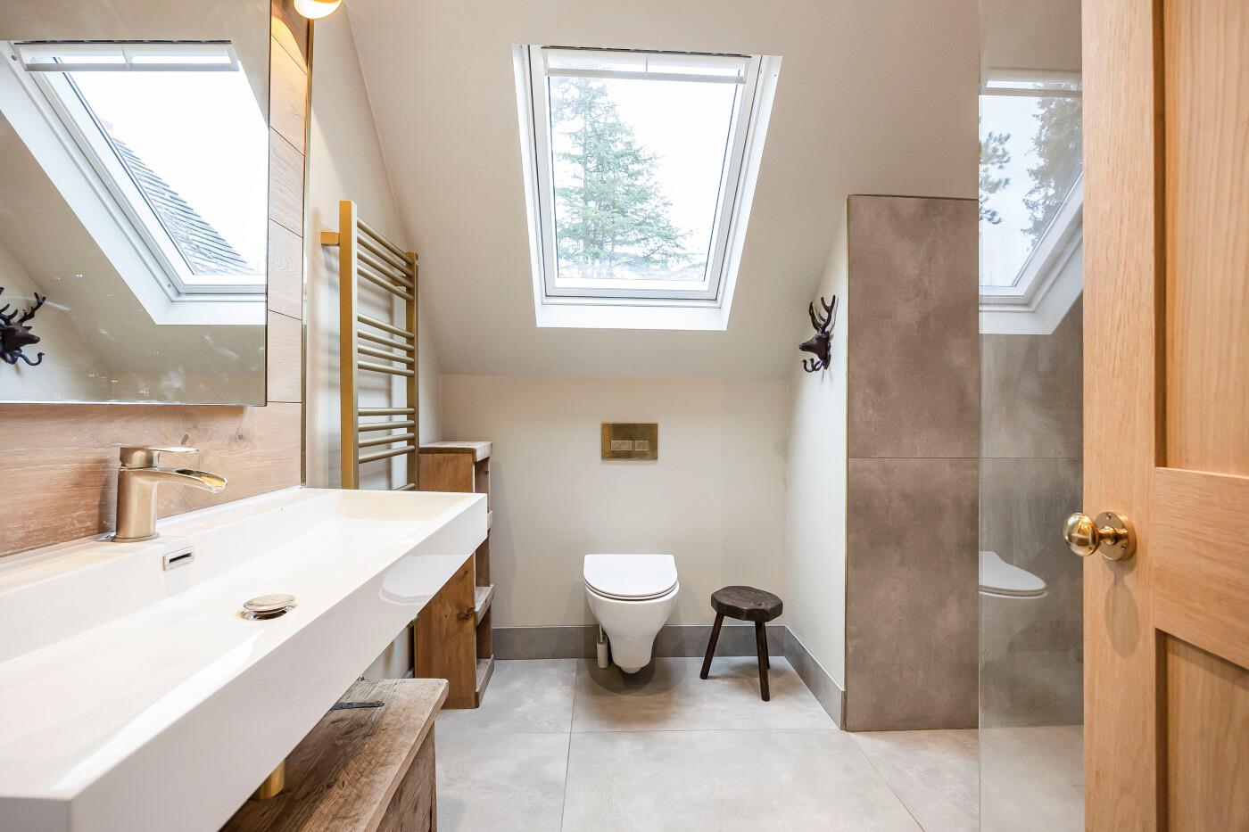 Mill Road, Shiplake, Henley-on-Thames, Oxfordshire RG9