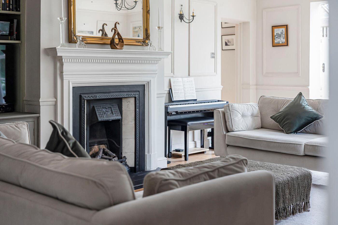 Mill Road, Shiplake, Henley-on-Thames, Oxfordshire RG9