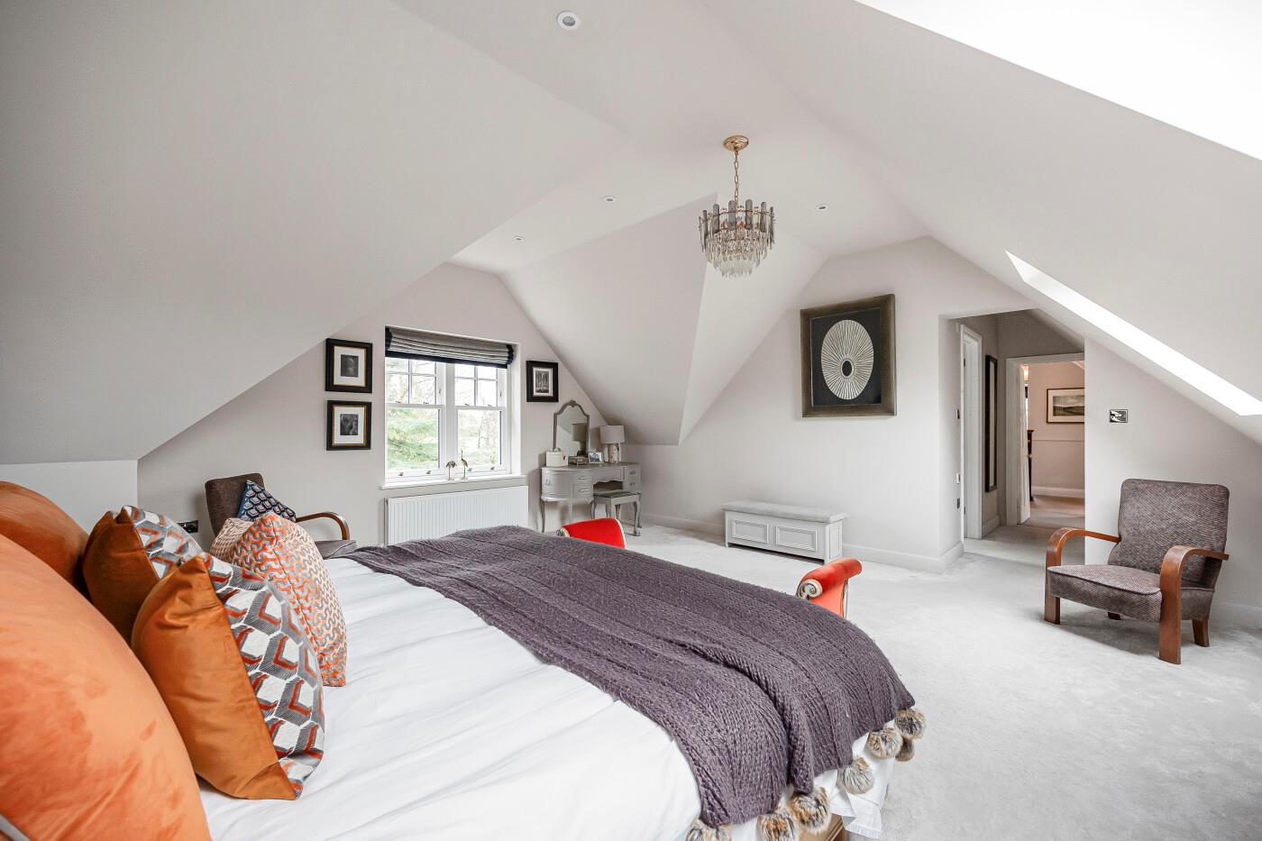 Mill Road, Shiplake, Henley-on-Thames, Oxfordshire RG9