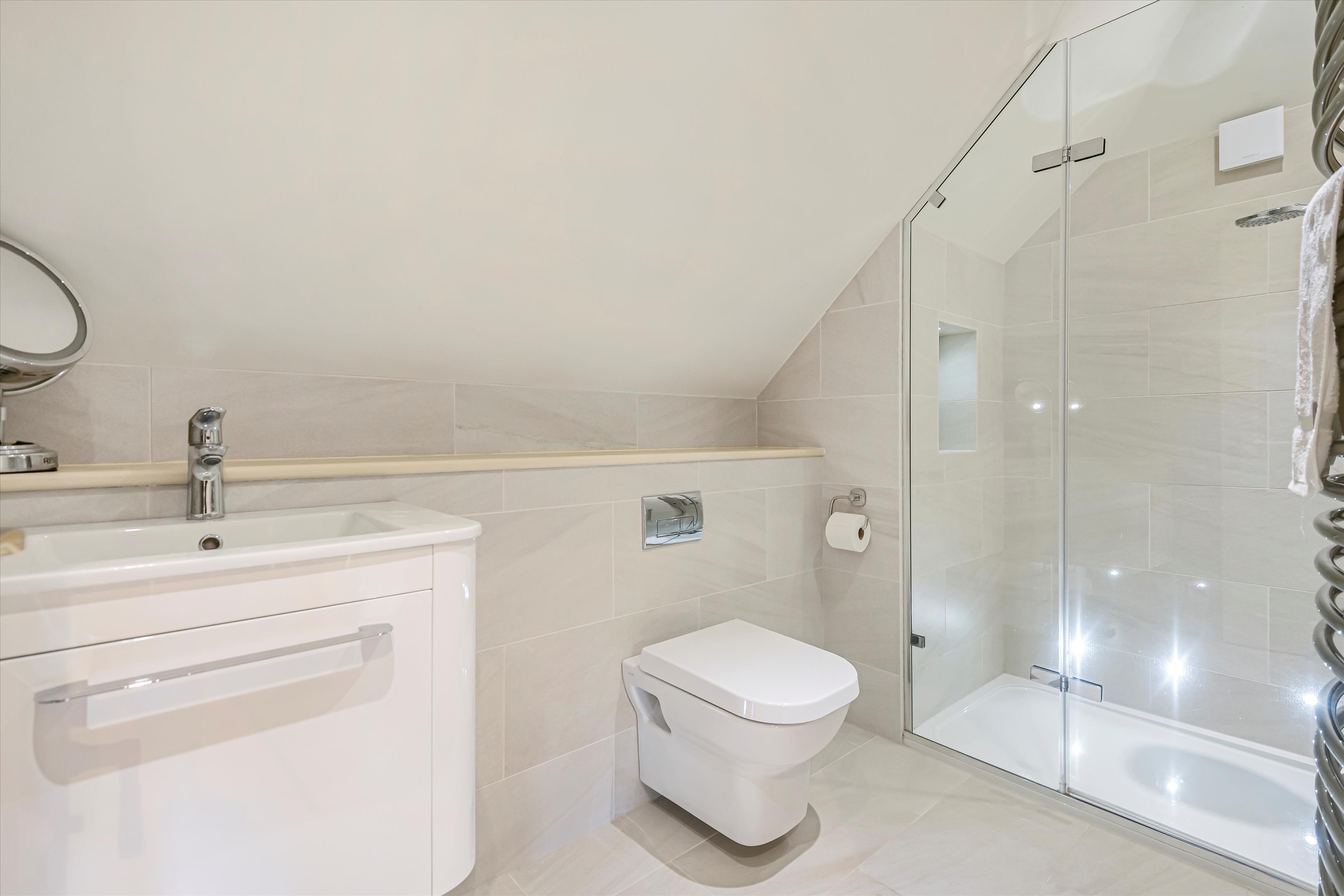 Parkside, Henley-on-Thames, Oxfordshire, RG9