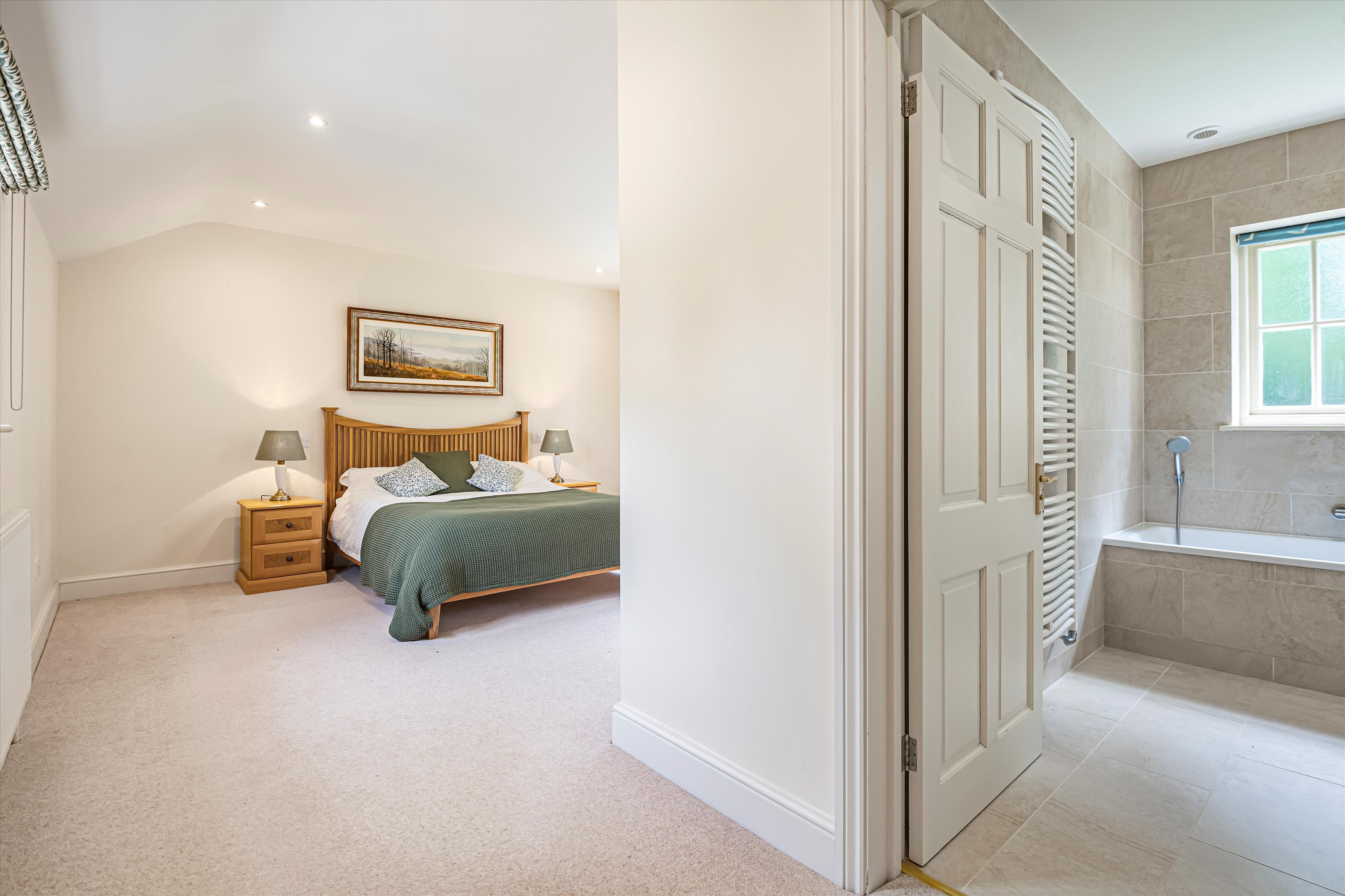 Parkside, Henley-on-Thames, Oxfordshire, RG9