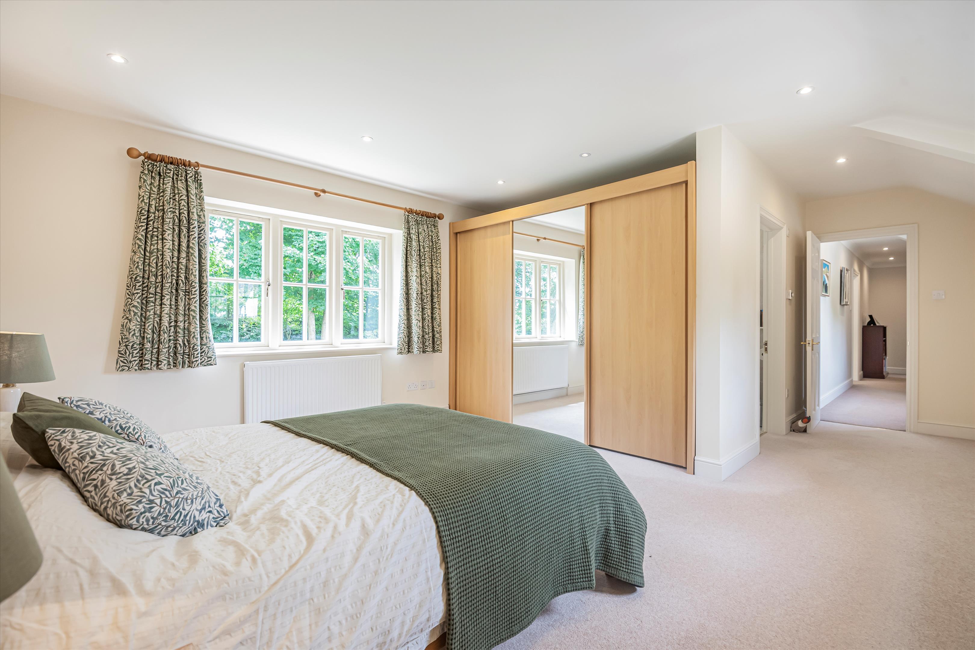 Parkside, Henley-on-Thames, Oxfordshire, RG9
