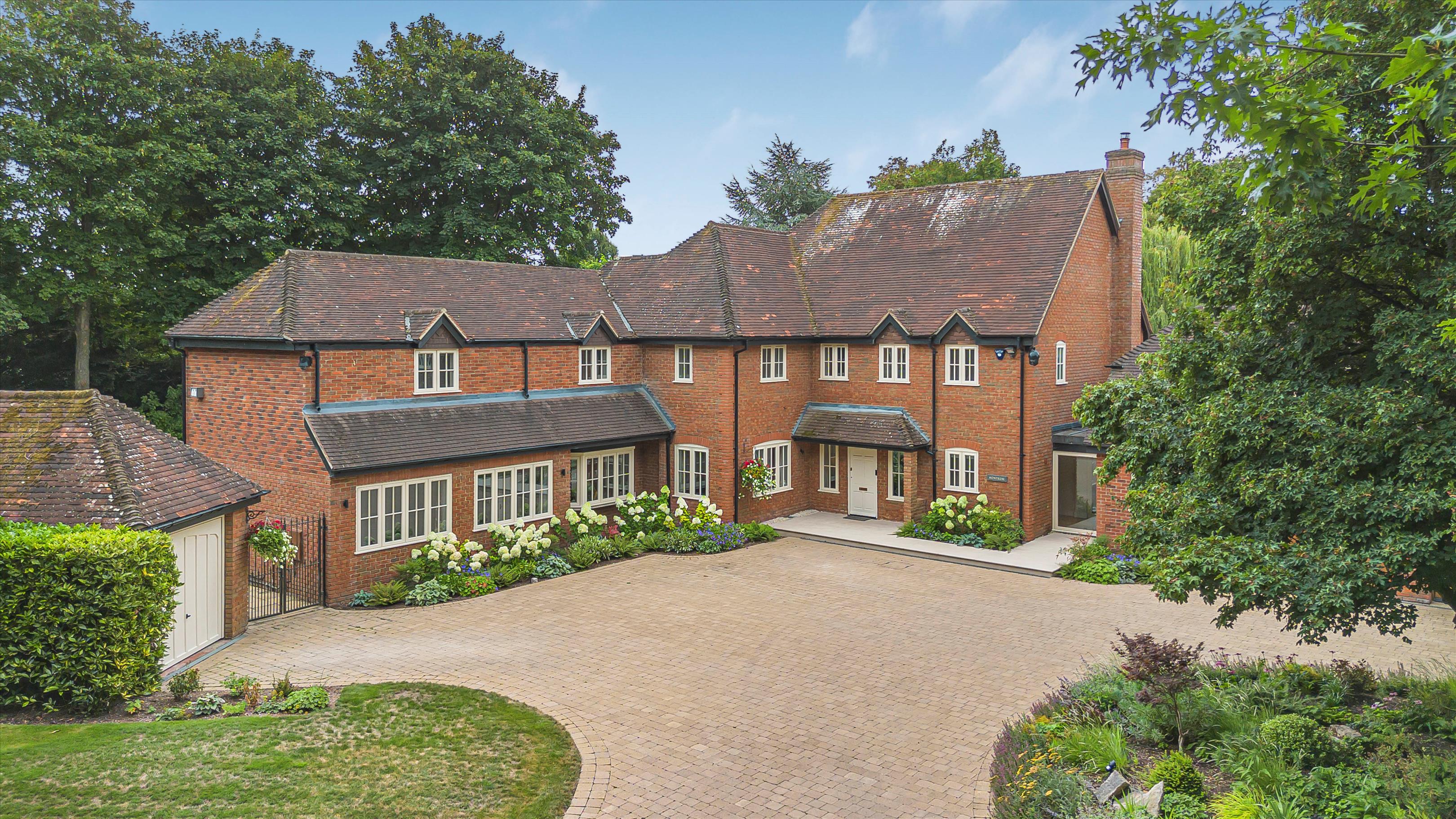 Parkside, Henley-on-Thames, Oxfordshire, RG9