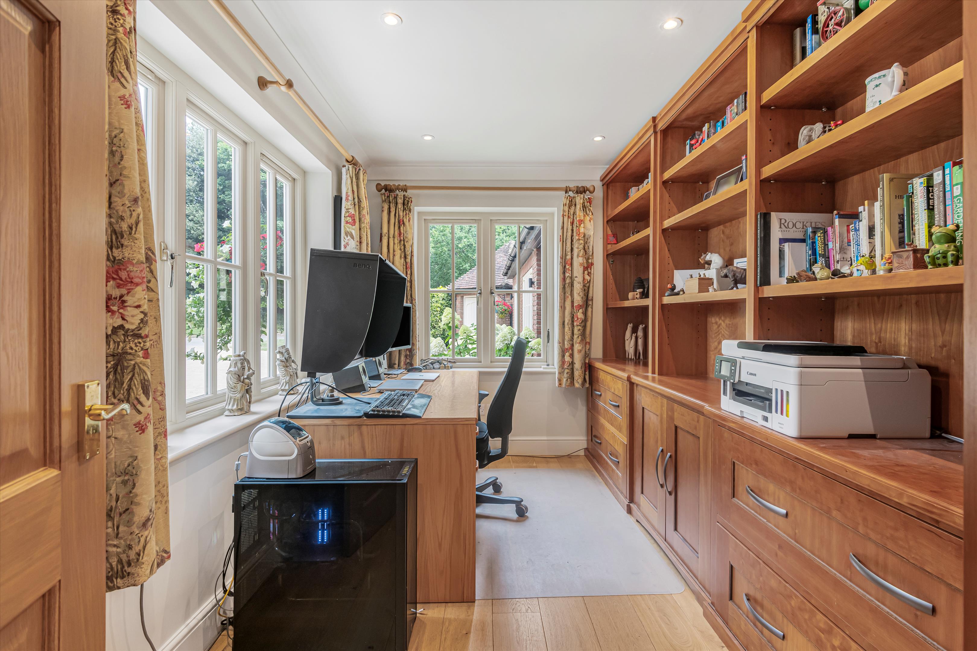 Parkside, Henley-on-Thames, Oxfordshire, RG9