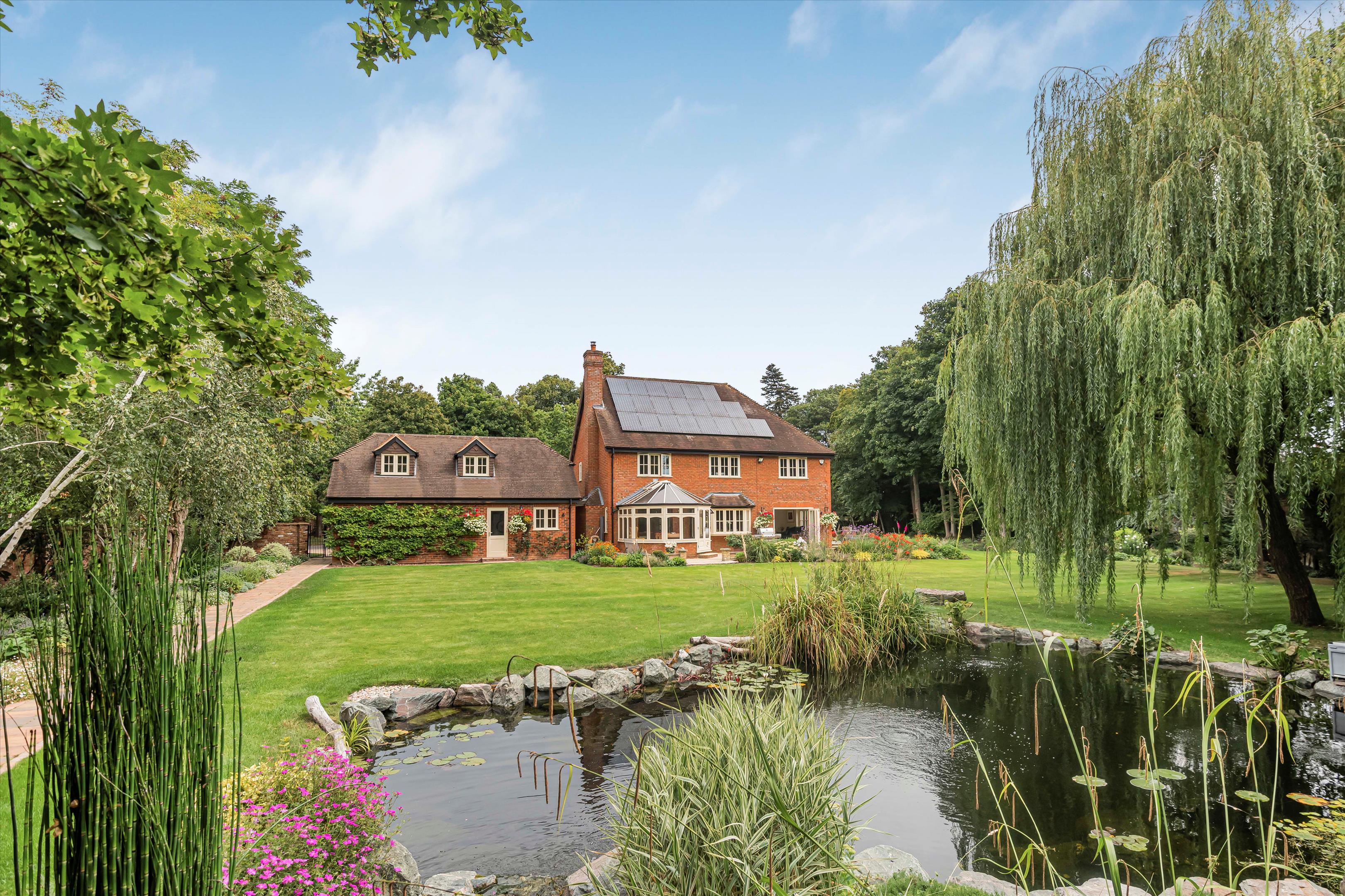 Parkside, Henley-on-Thames, Oxfordshire, RG9