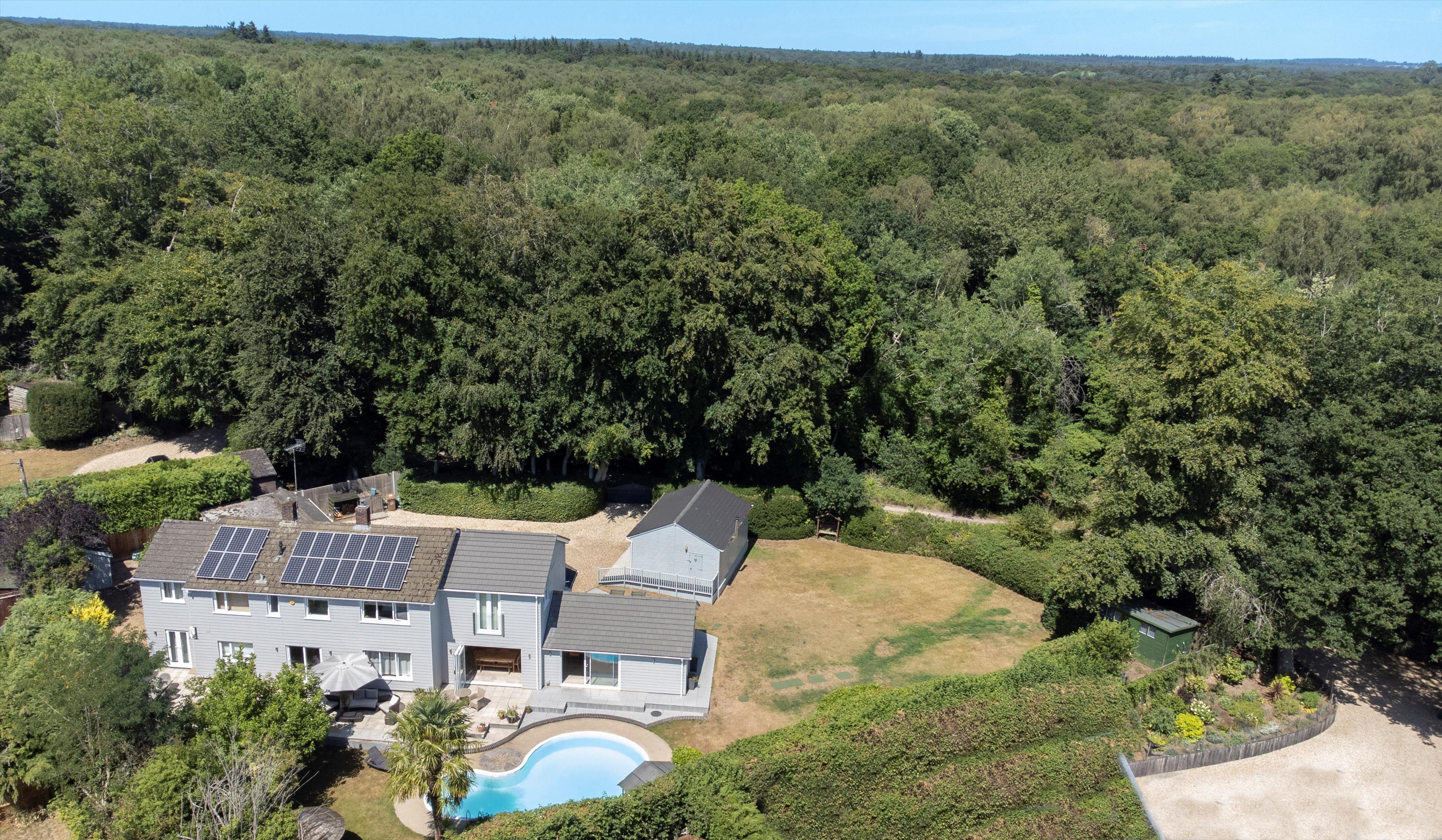 Kingwood Common, Kingwood, Henley-on-Thames, Oxfordshire, RG9