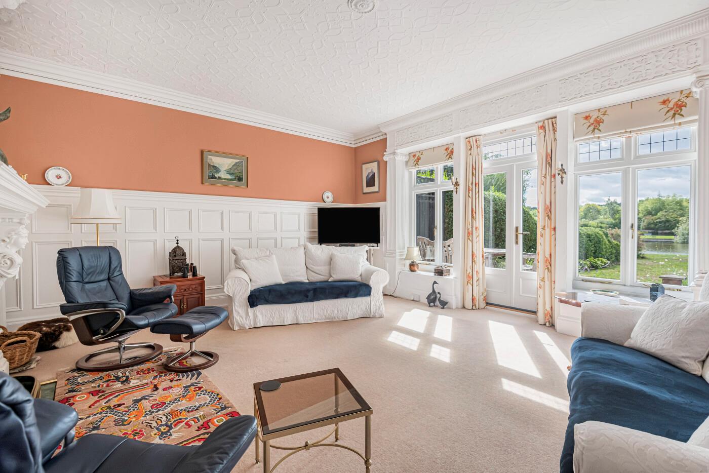 Hambleden, Henley-on-Thames, Buckinghamshire, RG9