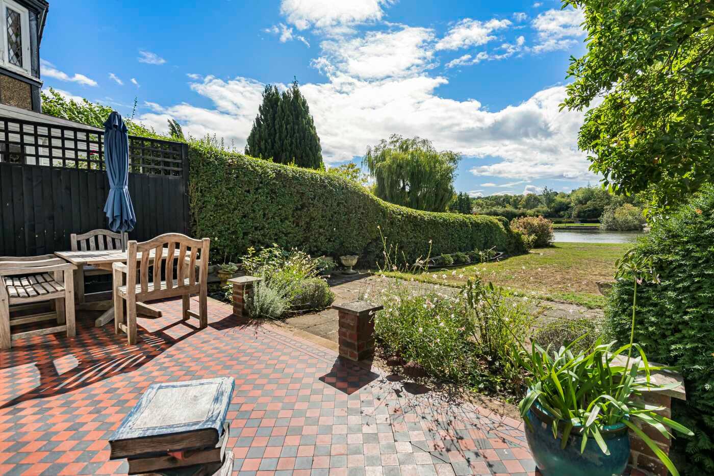 Hambleden, Henley-on-Thames, Buckinghamshire, RG9