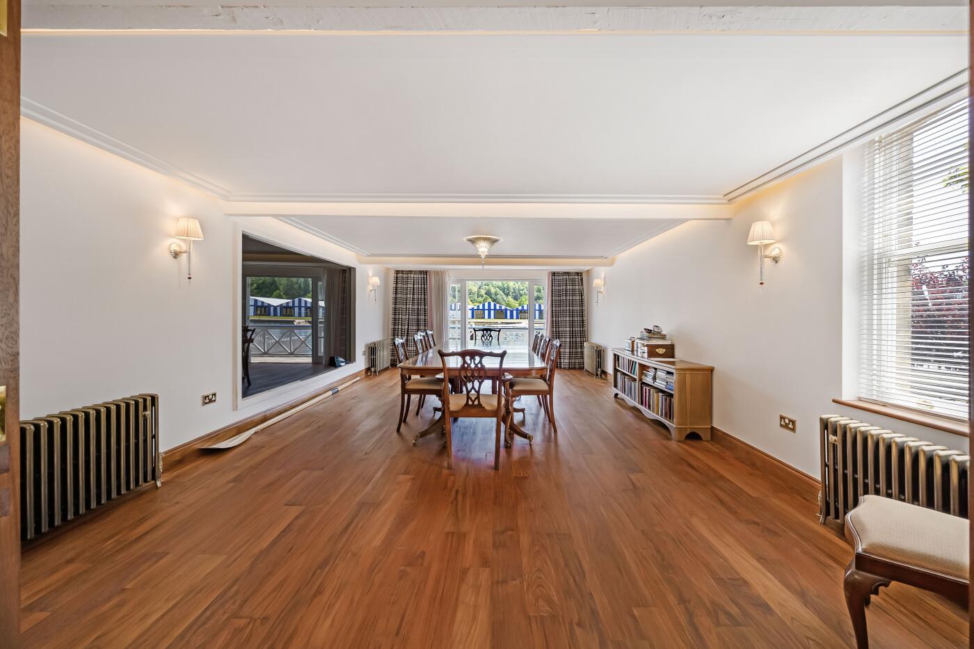 Wharfe Lane, Henley-on-Thames, Oxfordshire RG9