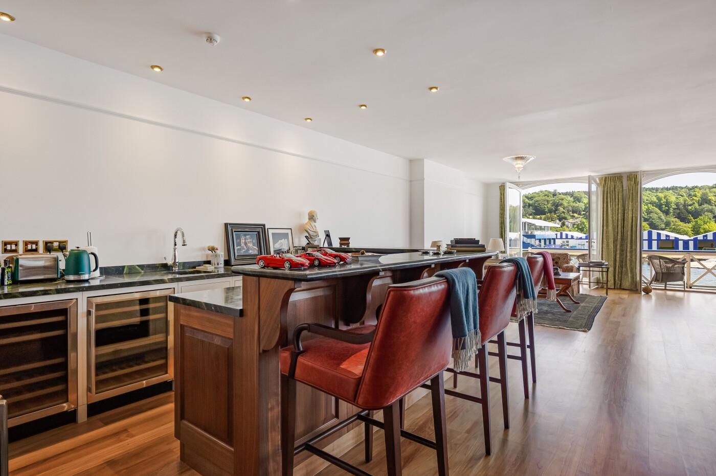 Wharfe Lane, Henley-on-Thames, Oxfordshire RG9