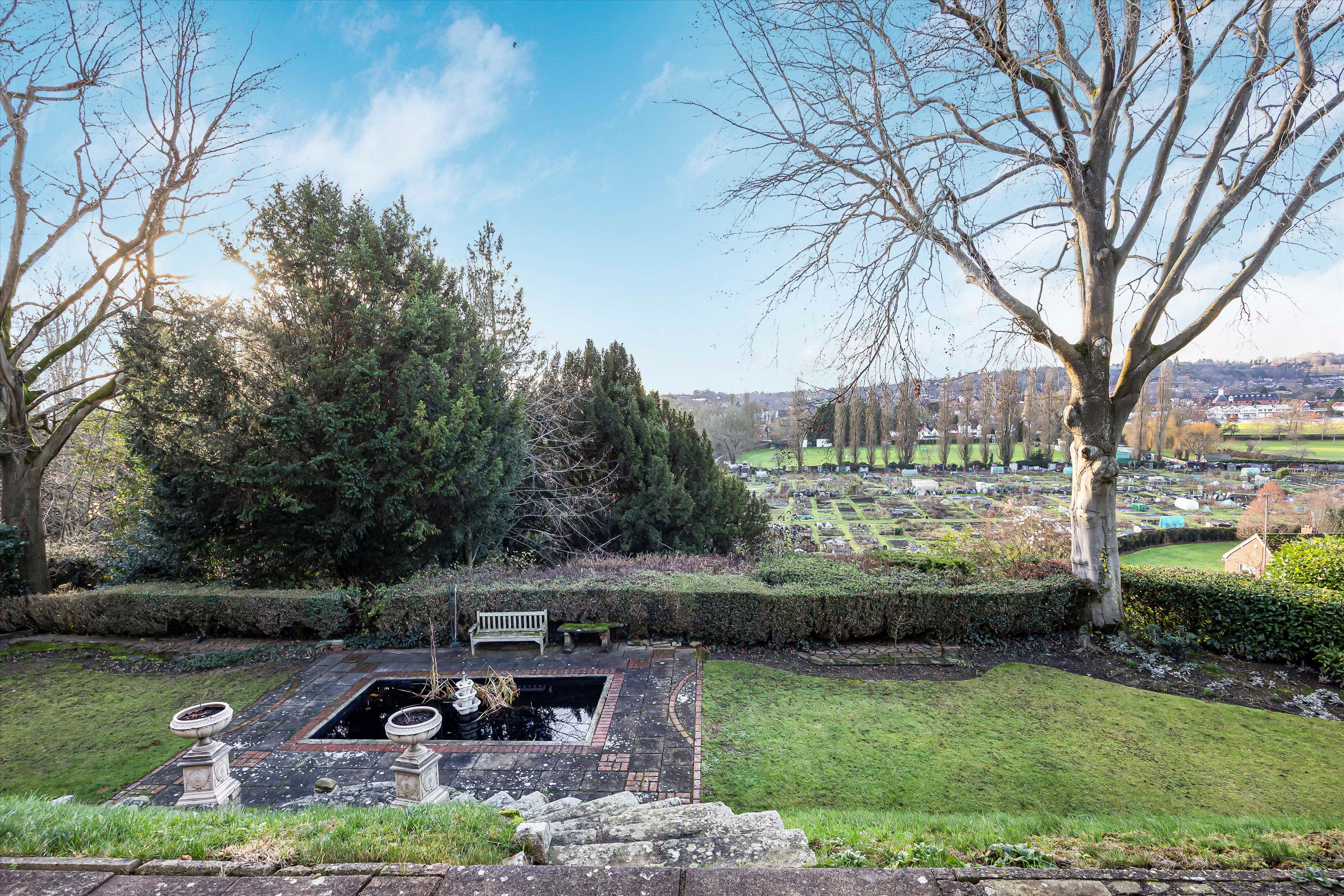 Remenham Hill, Remenham, Henley-on-Thames, Berkshire, RG9
