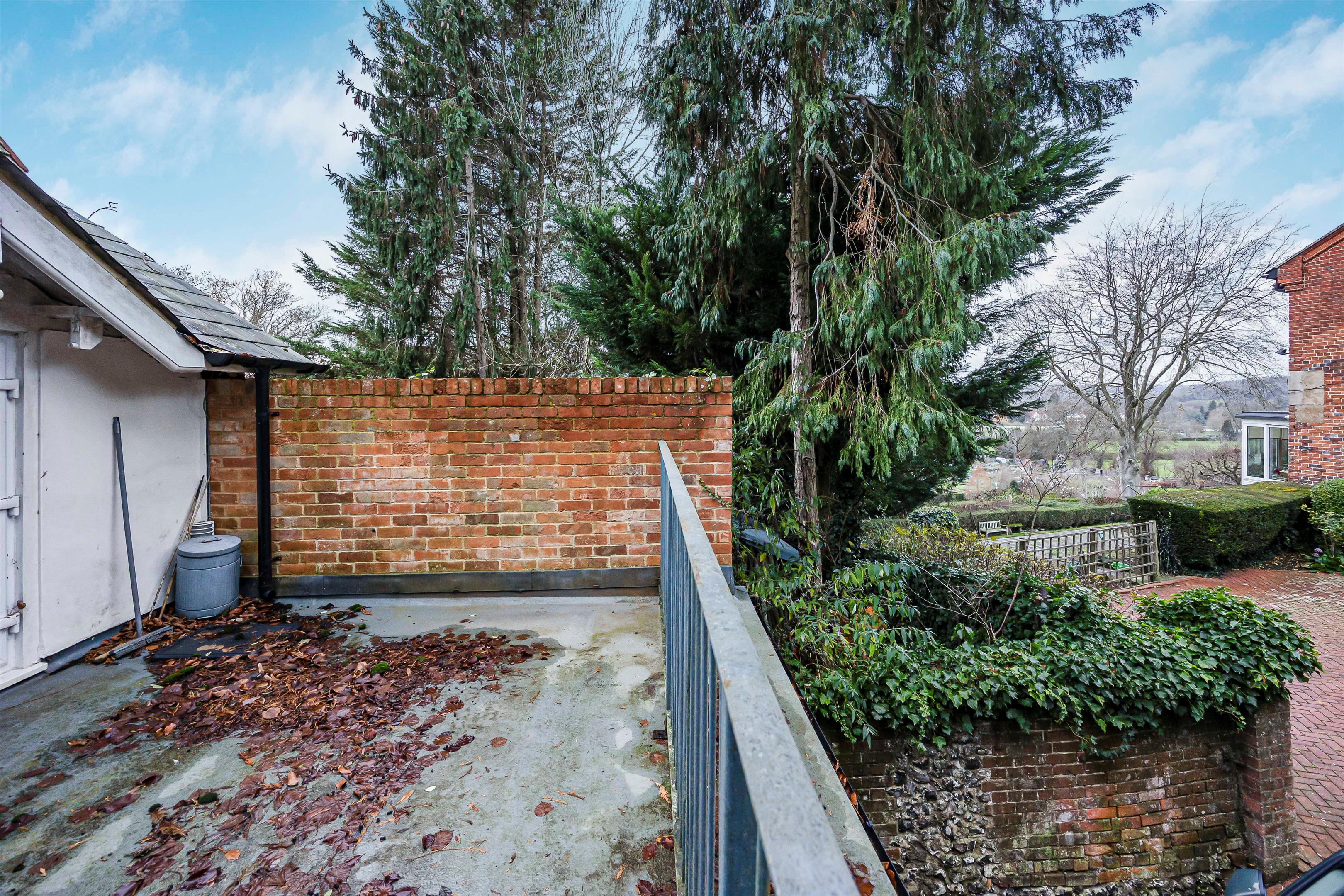 Remenham Hill, Remenham, Henley-on-Thames, Berkshire, RG9