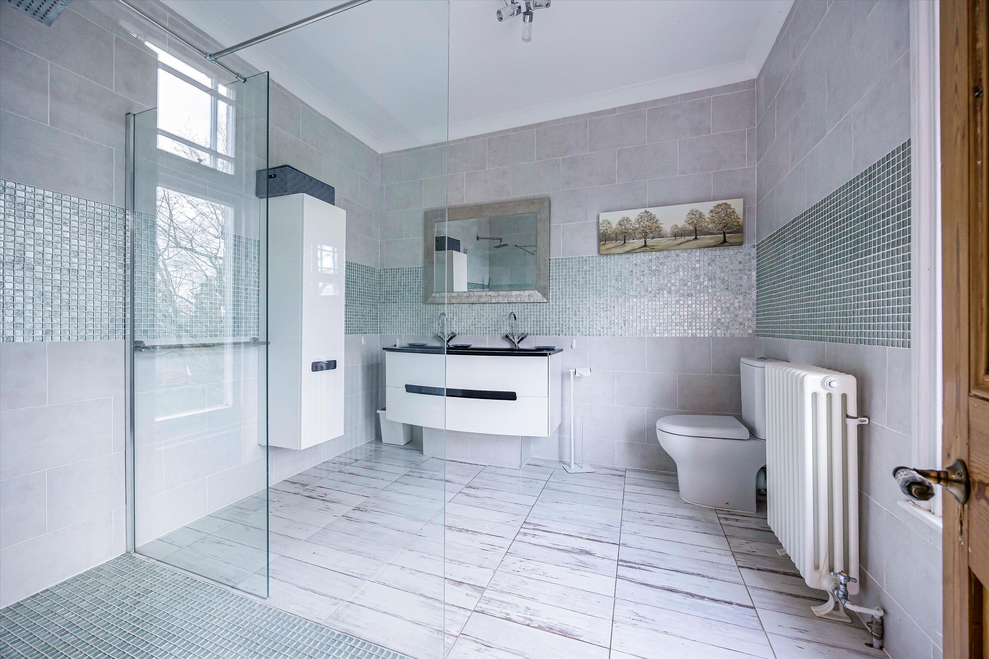 Remenham Hill, Remenham, Henley-on-Thames, Berkshire, RG9
