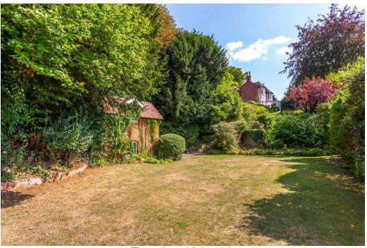 Remenham Hill, Remenham, Henley-on-Thames, Berkshire, RG9