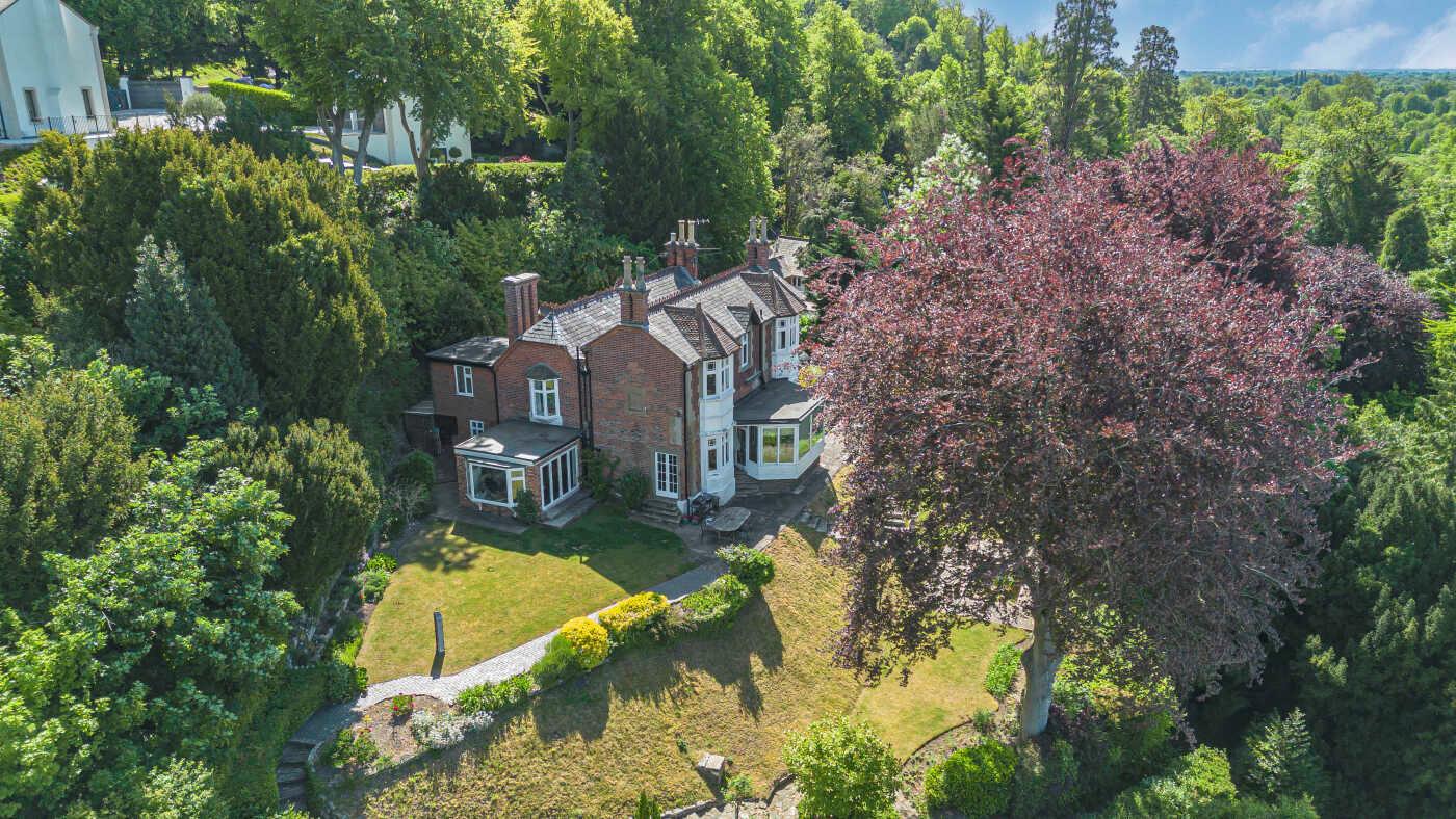 Remenham Hill, Remenham, Henley-on-Thames, Berkshire, RG9