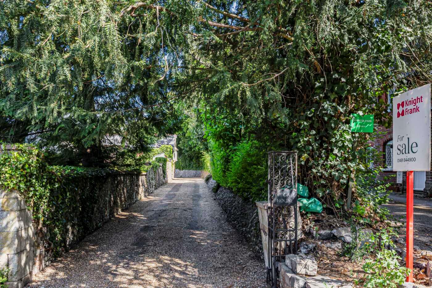 Remenham Hill, Remenham, Henley-on-Thames, Berkshire, RG9