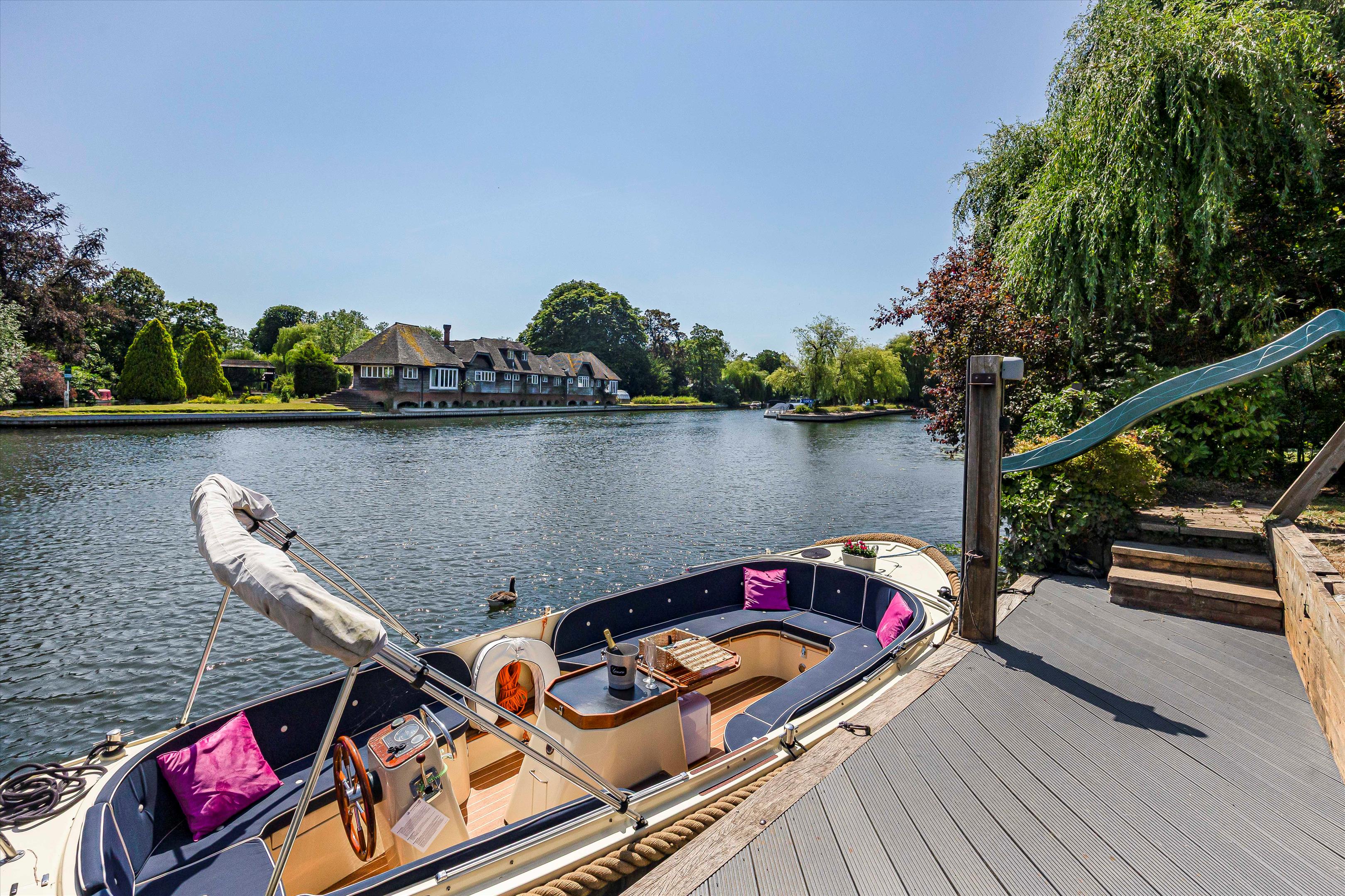 Mill Lane, Shiplake, Henley-on-Thames, Oxfordshire RG9