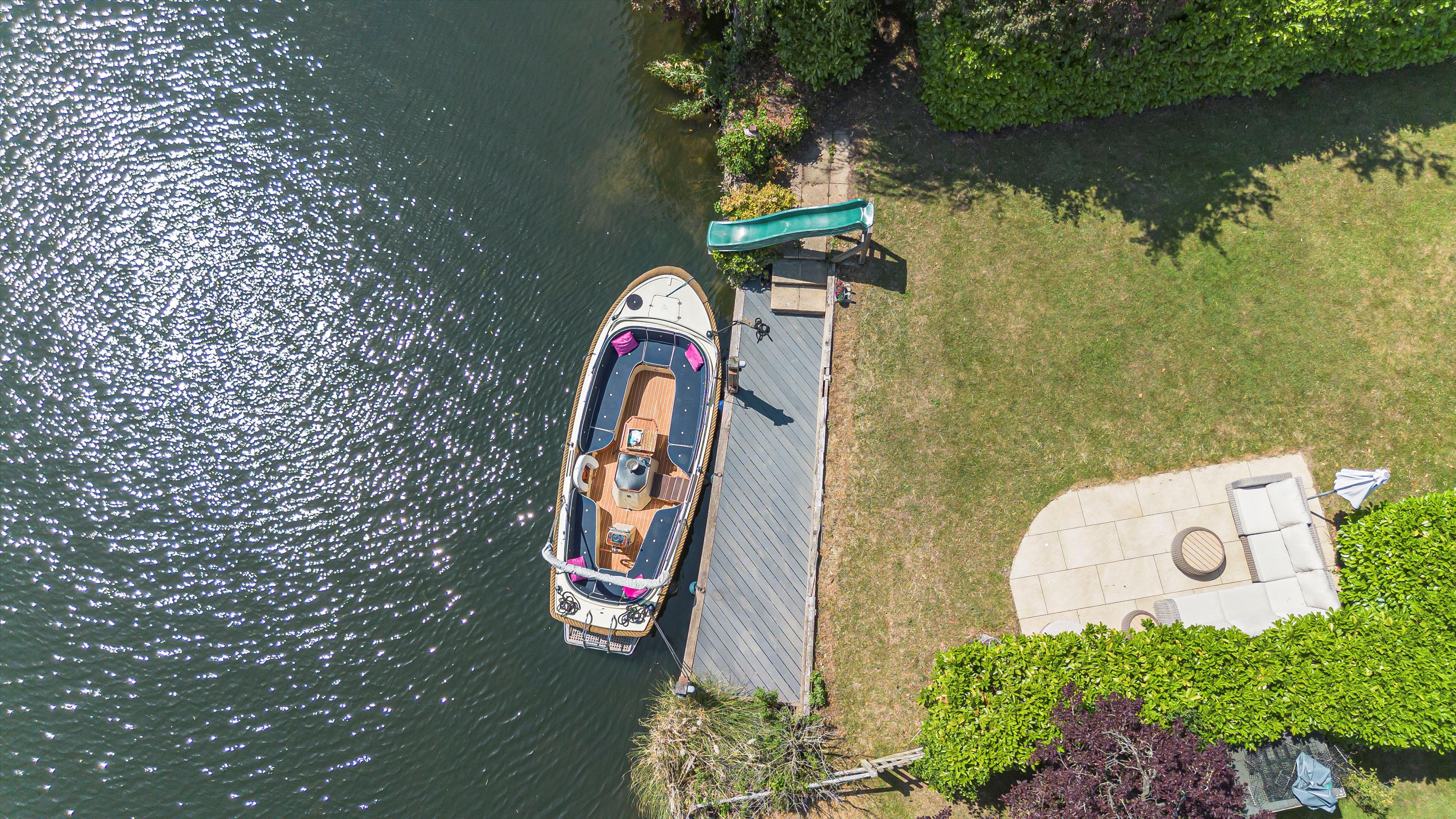 Mill Lane, Shiplake, Henley-on-Thames, Oxfordshire RG9