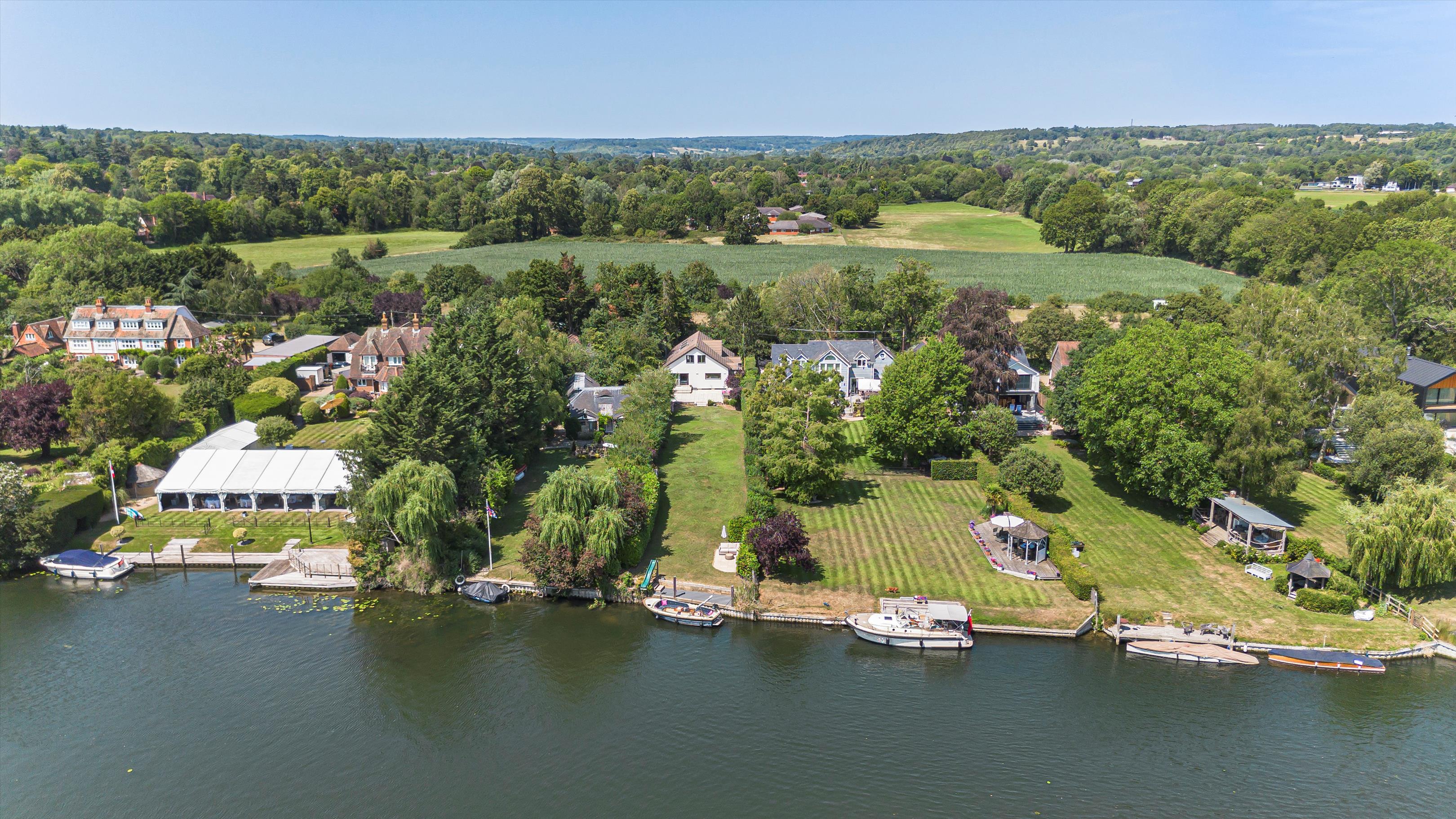 Mill Lane, Shiplake, Henley-on-Thames, Oxfordshire RG9
