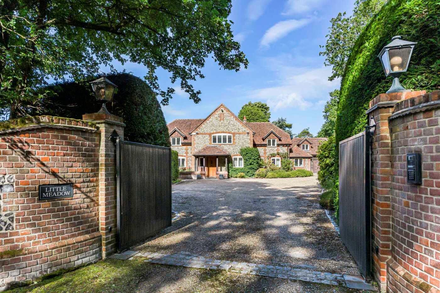 Highmoor, Henley-on-Thames, Oxfordshire RG9