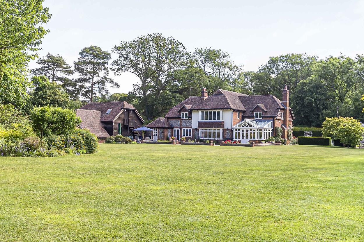 Highmoor, Henley-on-Thames, Oxfordshire RG9