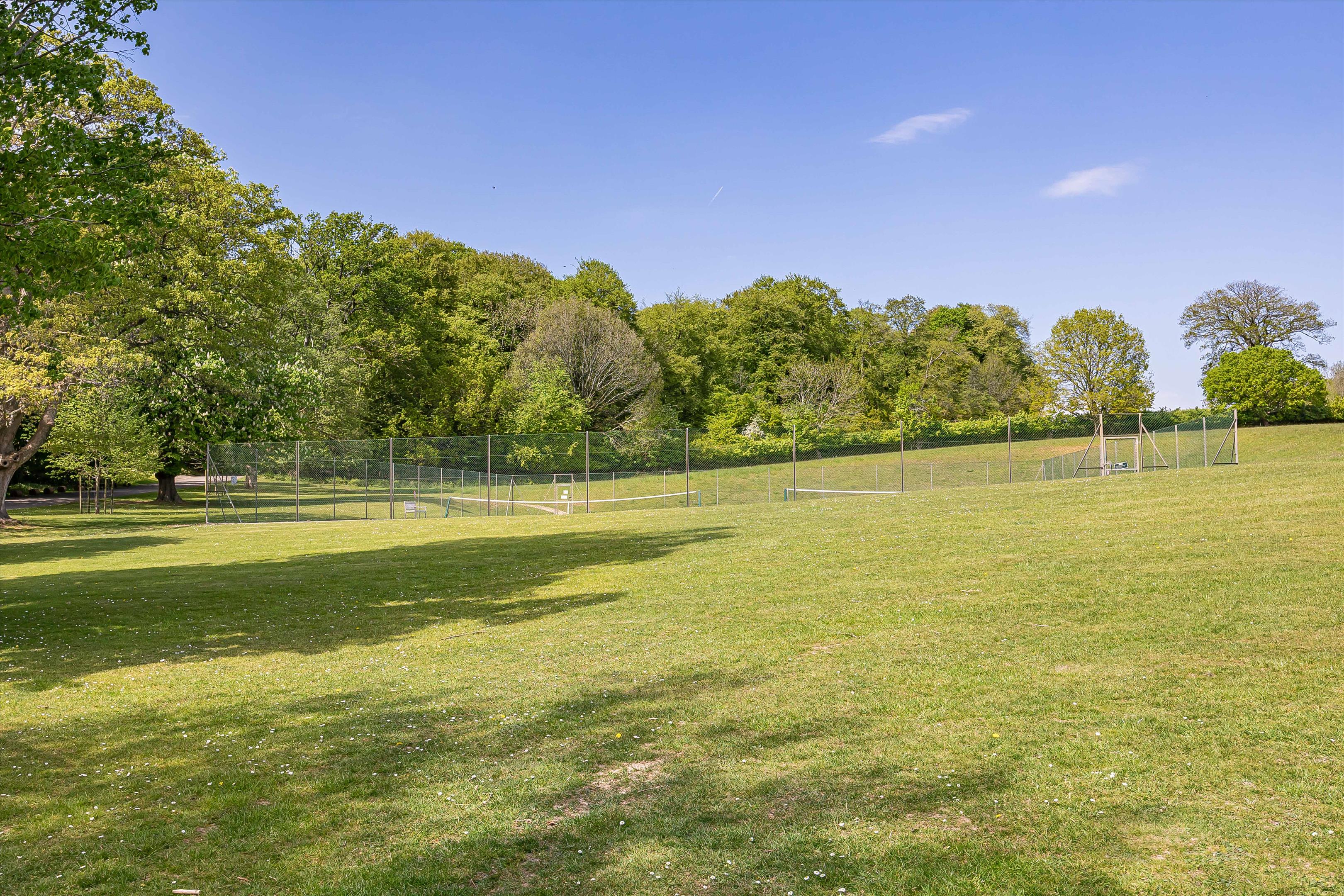 Hazel Grove, Kingwood, Henley-on-Thames, Oxfordshire RG9