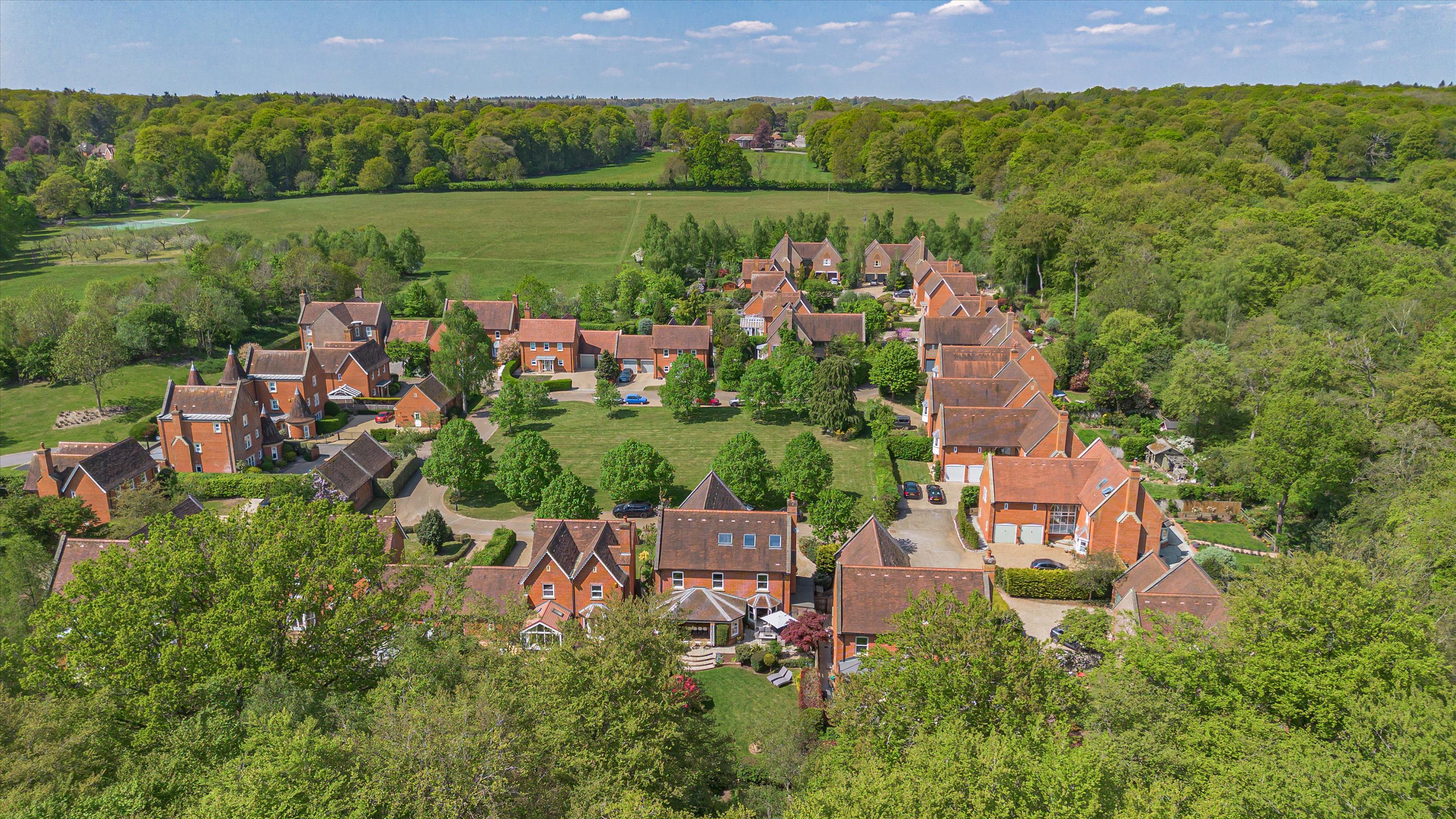 Hazel Grove, Kingwood, Henley-on-Thames, Oxfordshire RG9
