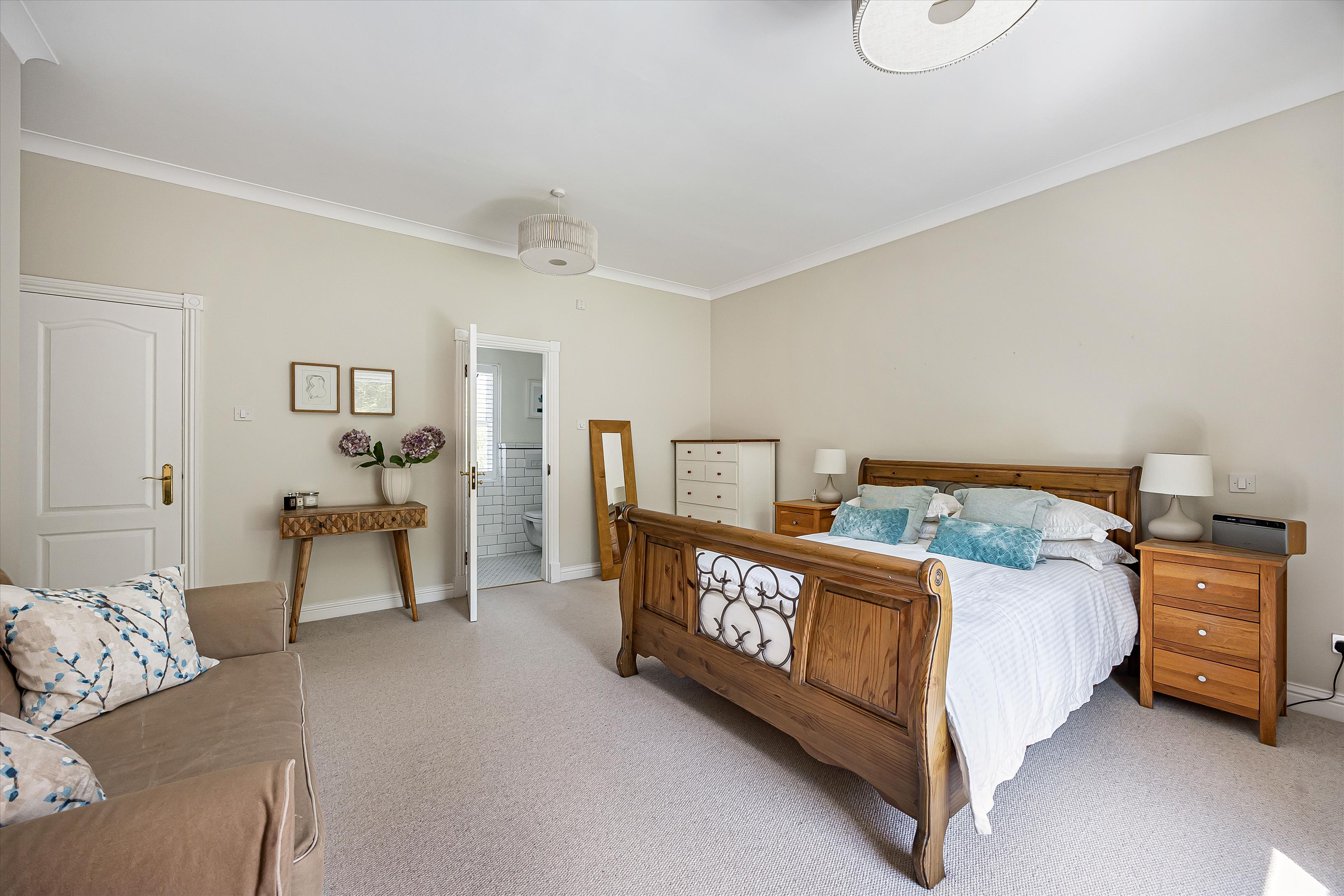 Hazel Grove, Kingwood, Henley-on-Thames, Oxfordshire RG9