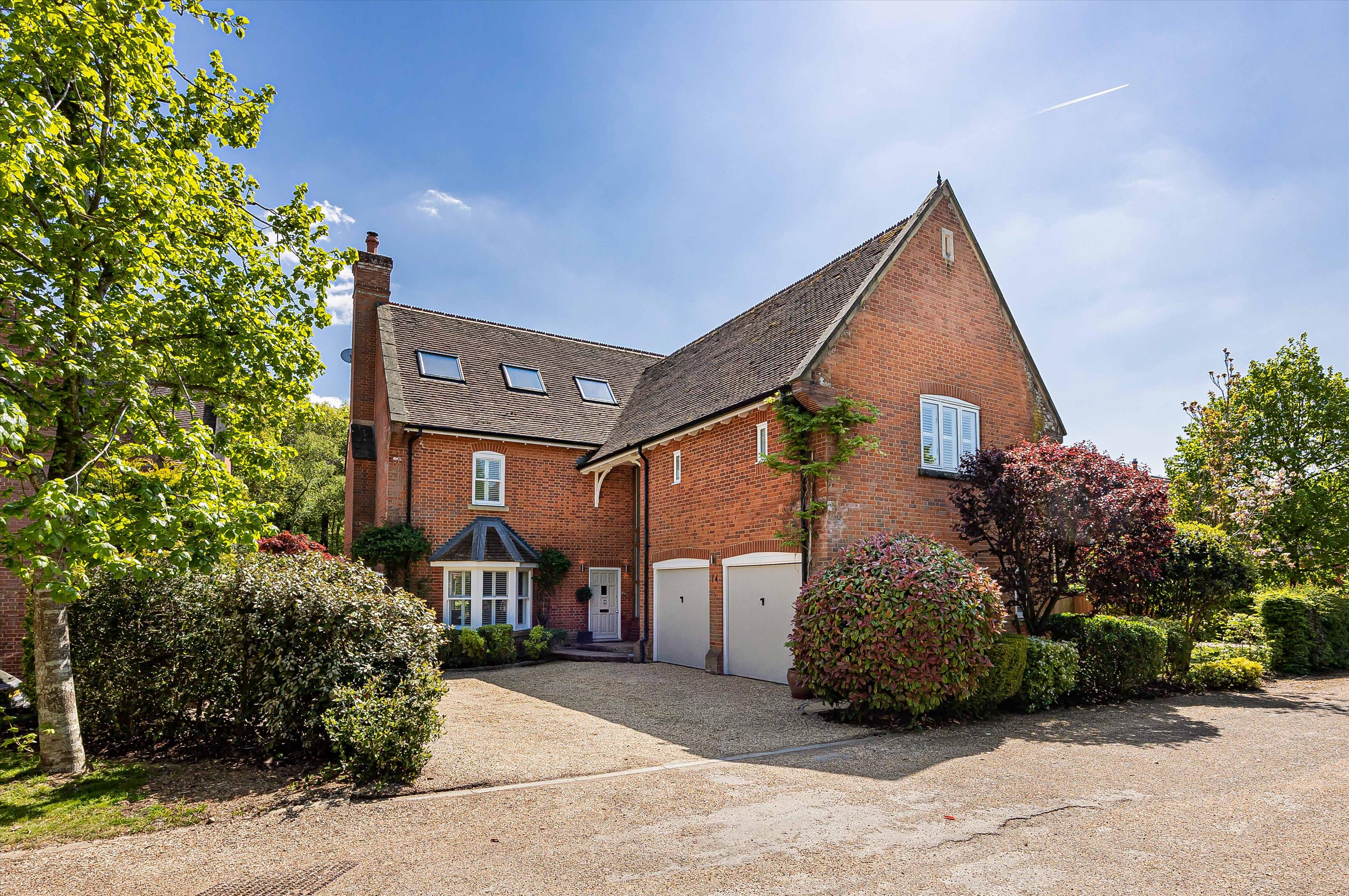Hazel Grove, Kingwood, Henley-on-Thames, Oxfordshire RG9