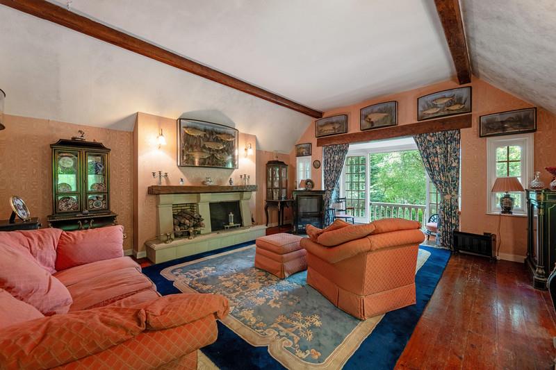 Quarrywood Road, Marlow, Berkshire SL7