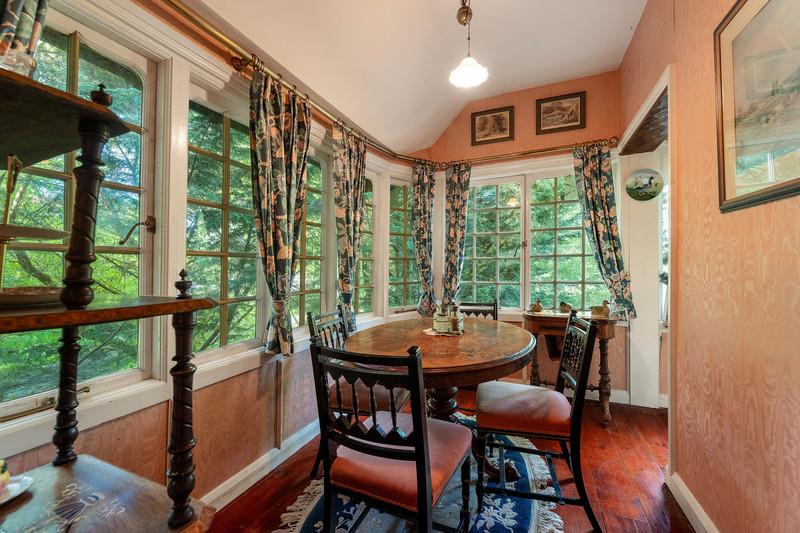 Quarrywood Road, Marlow, Berkshire SL7