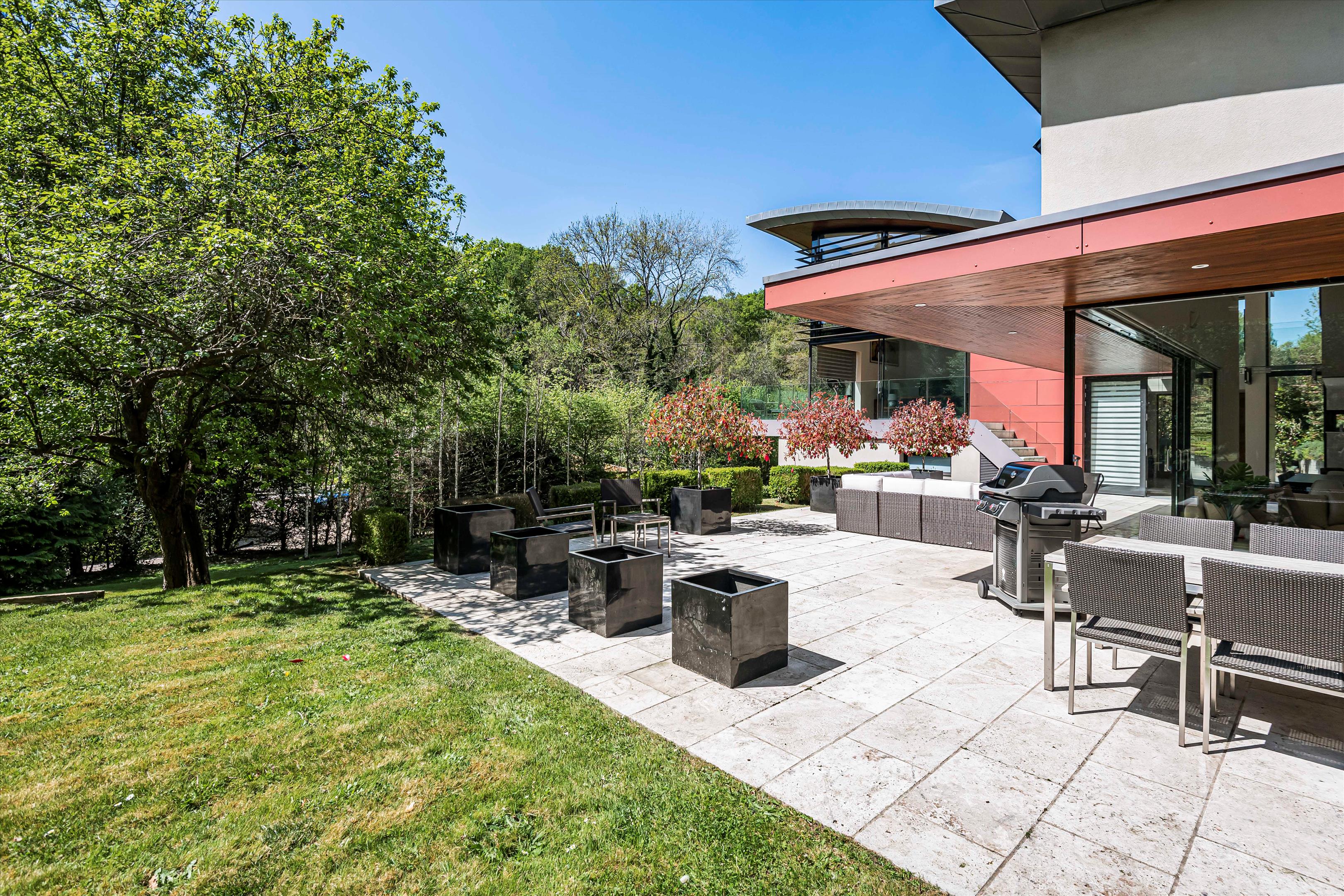 Newnham Hill, Henley-on-Thames, RG9