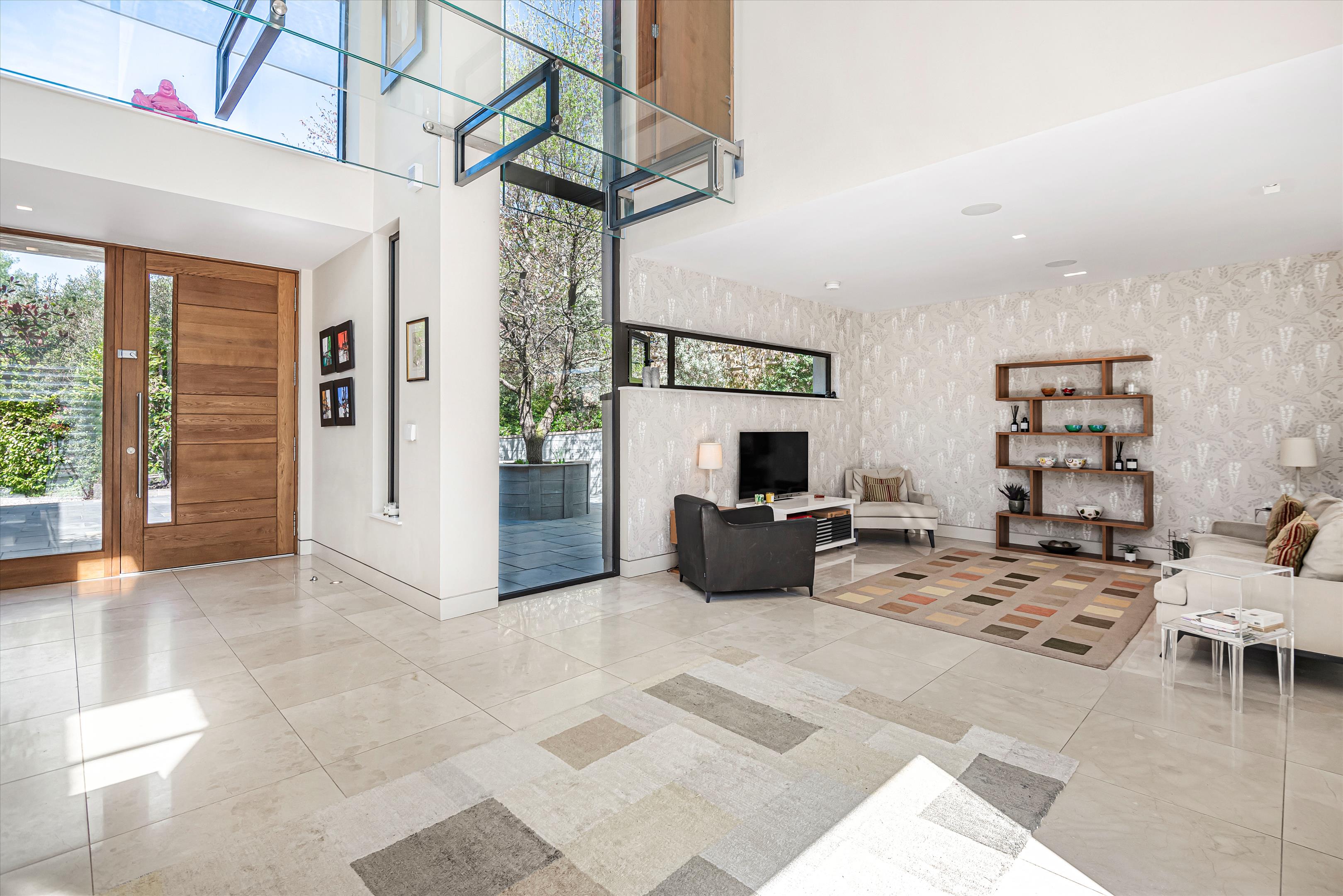 Newnham Hill, Henley-on-Thames, RG9