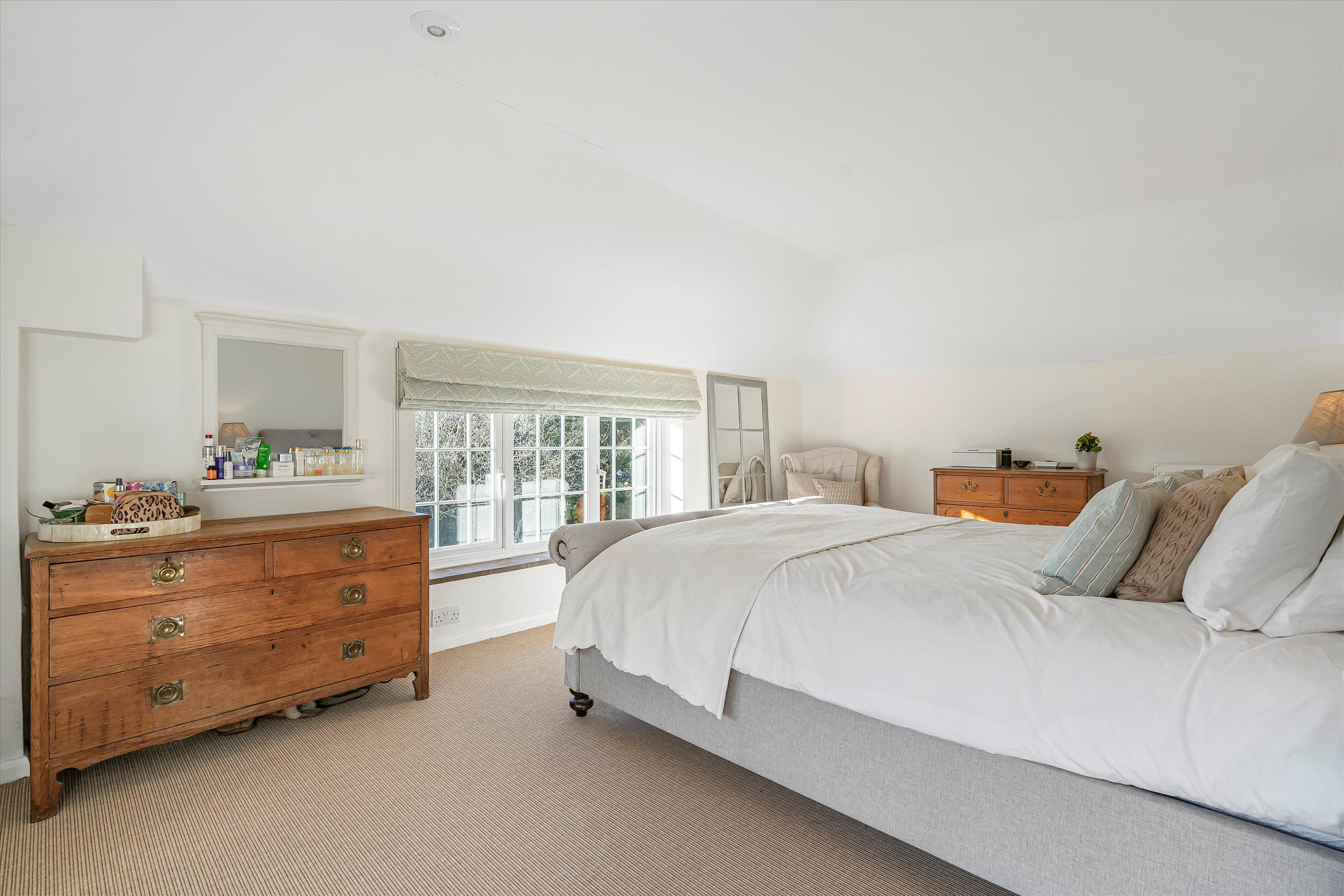 Russells Water, Henley-on-Thames RG9