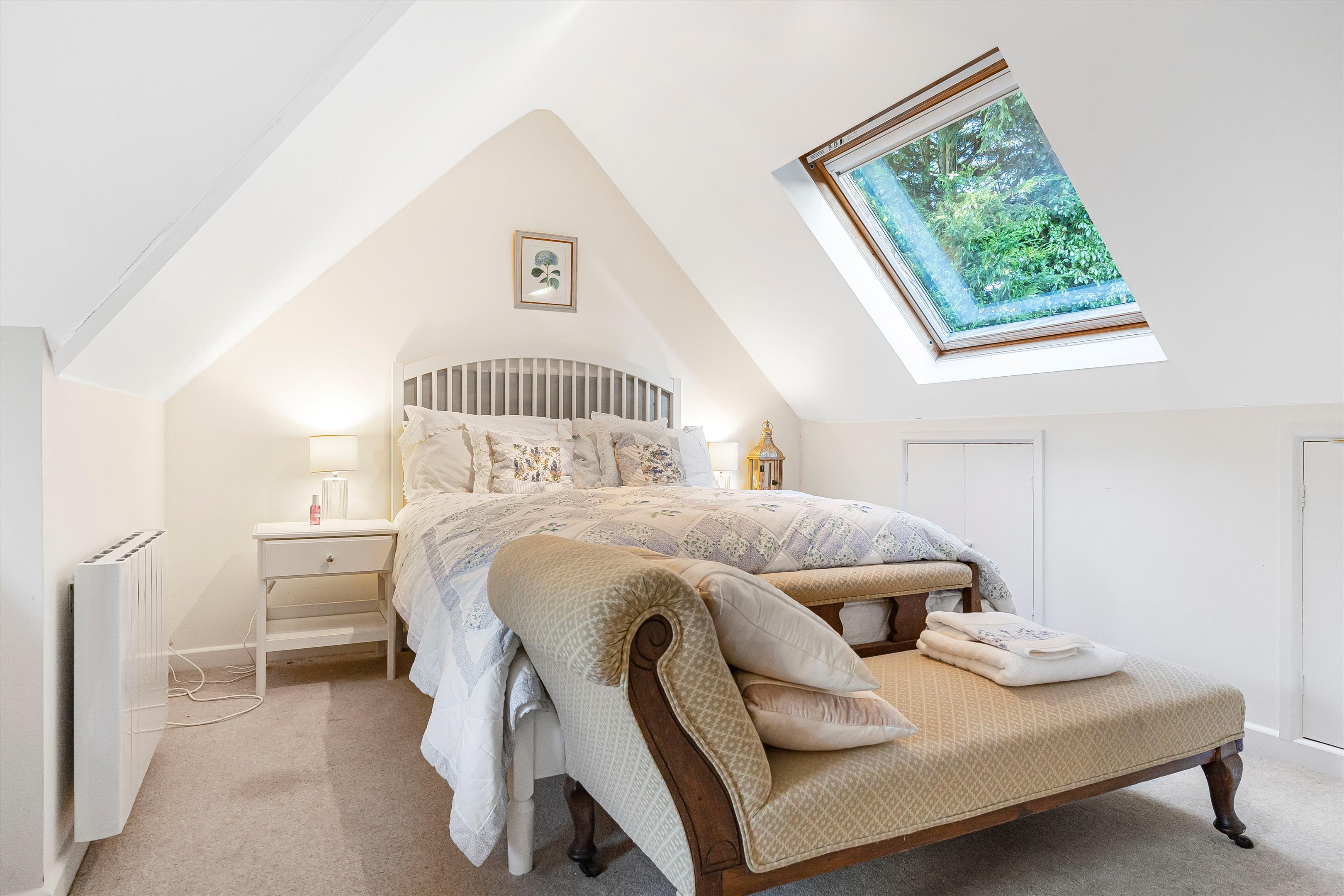 Russells Water, Henley-on-Thames RG9