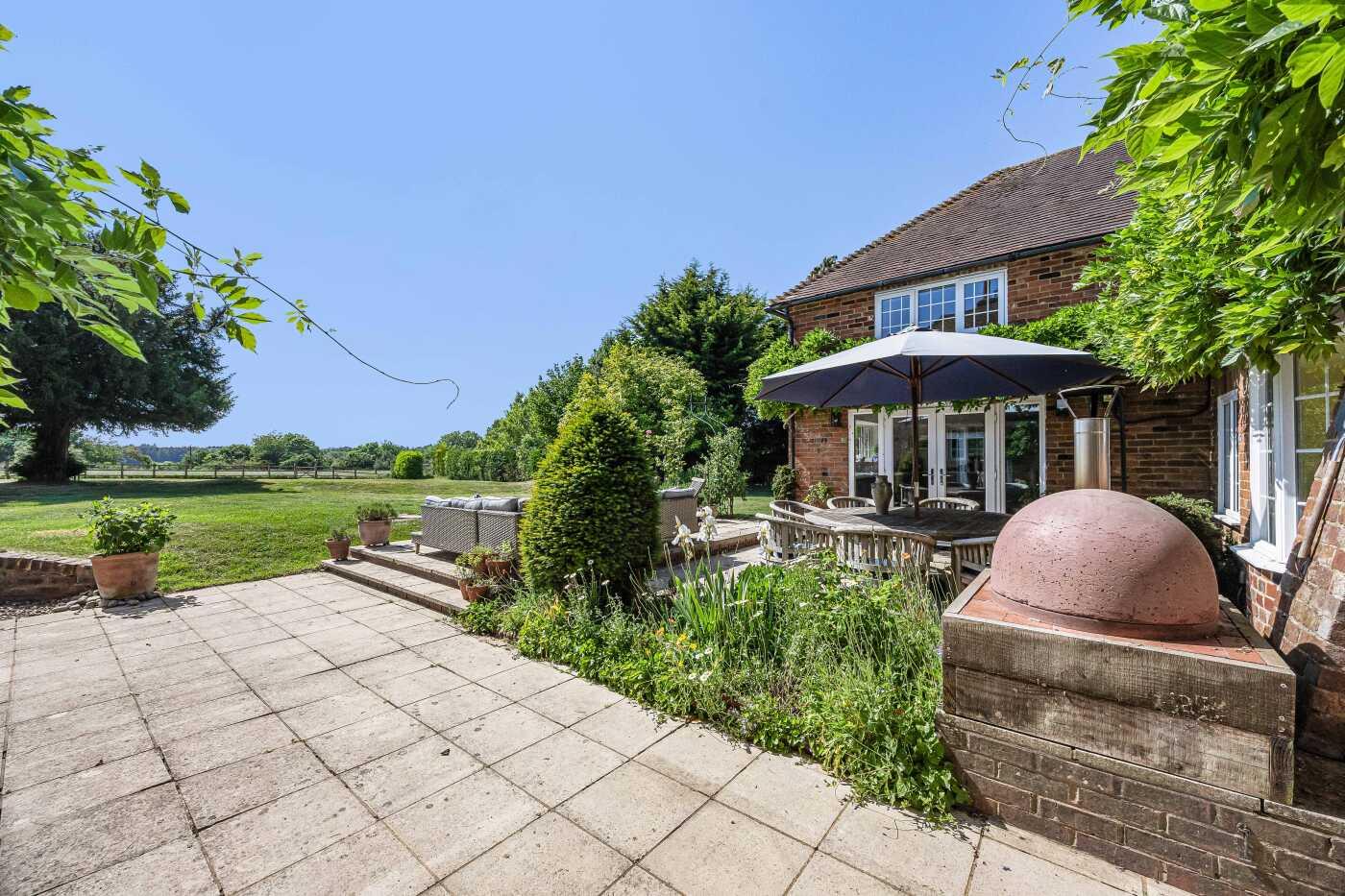 Russells Water, Henley-on-Thames RG9