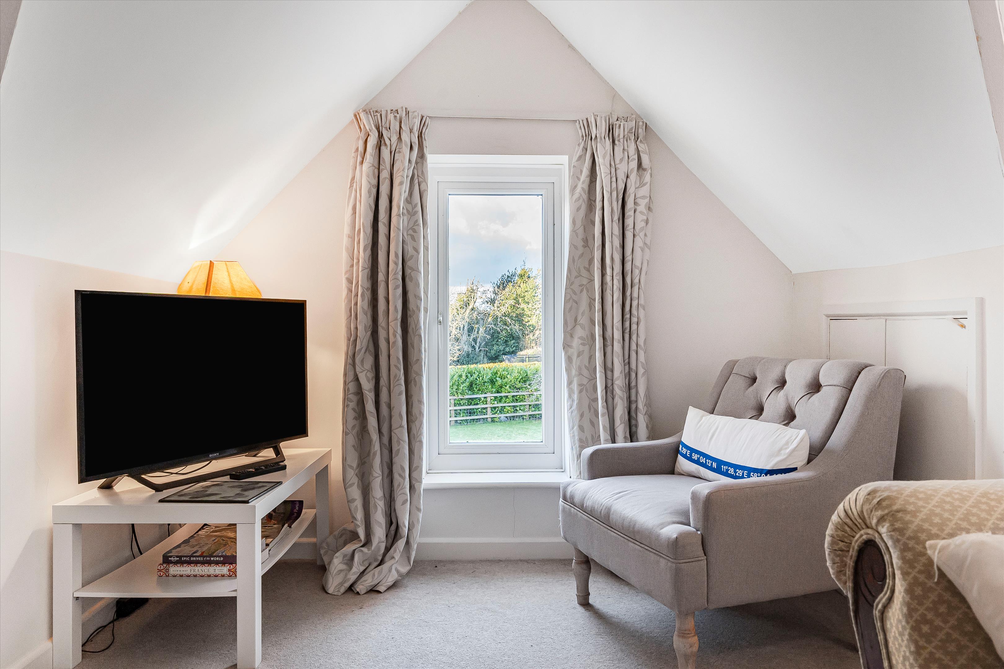 Russells Water, Henley-on-Thames RG9