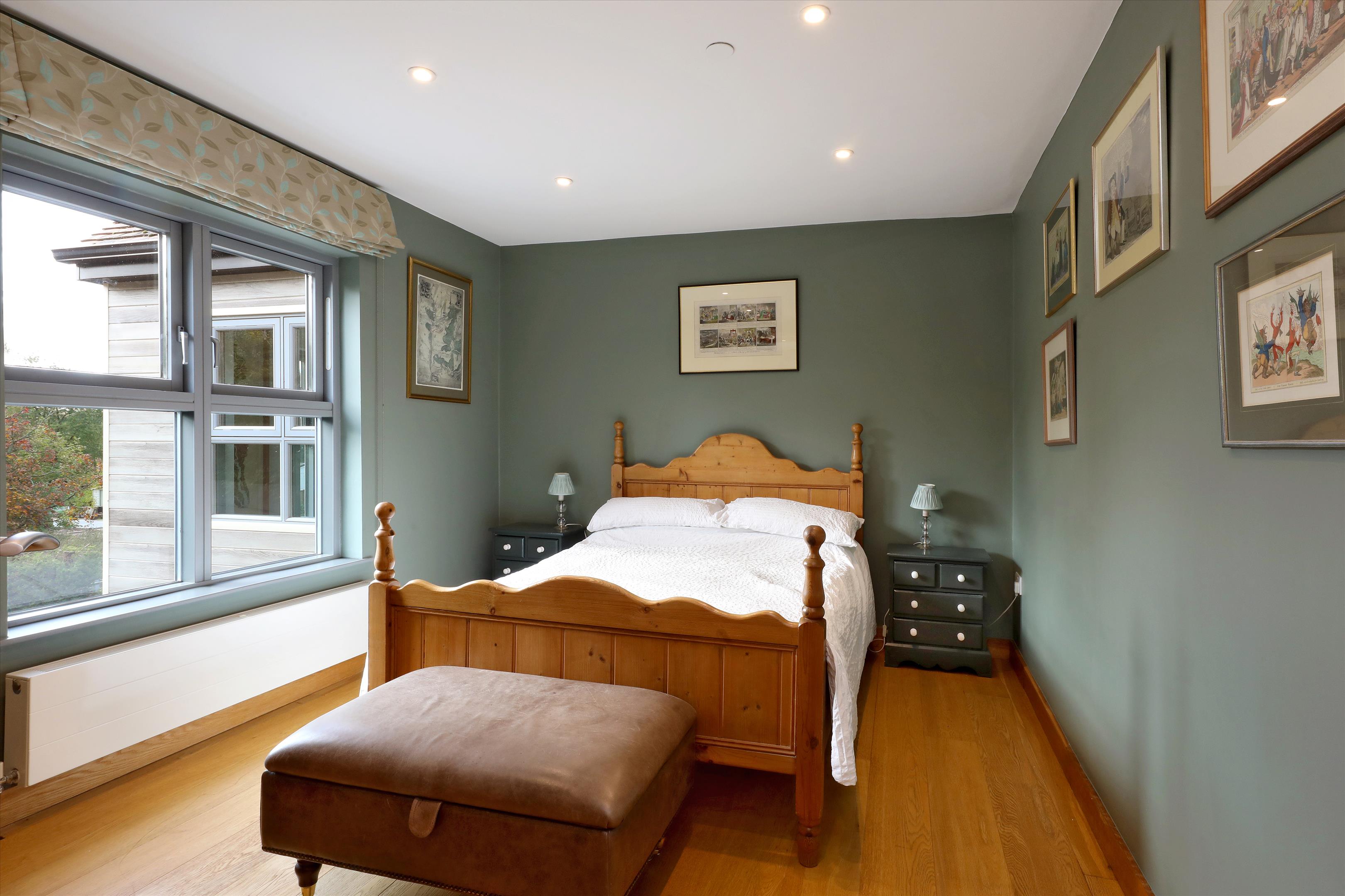 High Street, Hurley, Berkshire, SL6