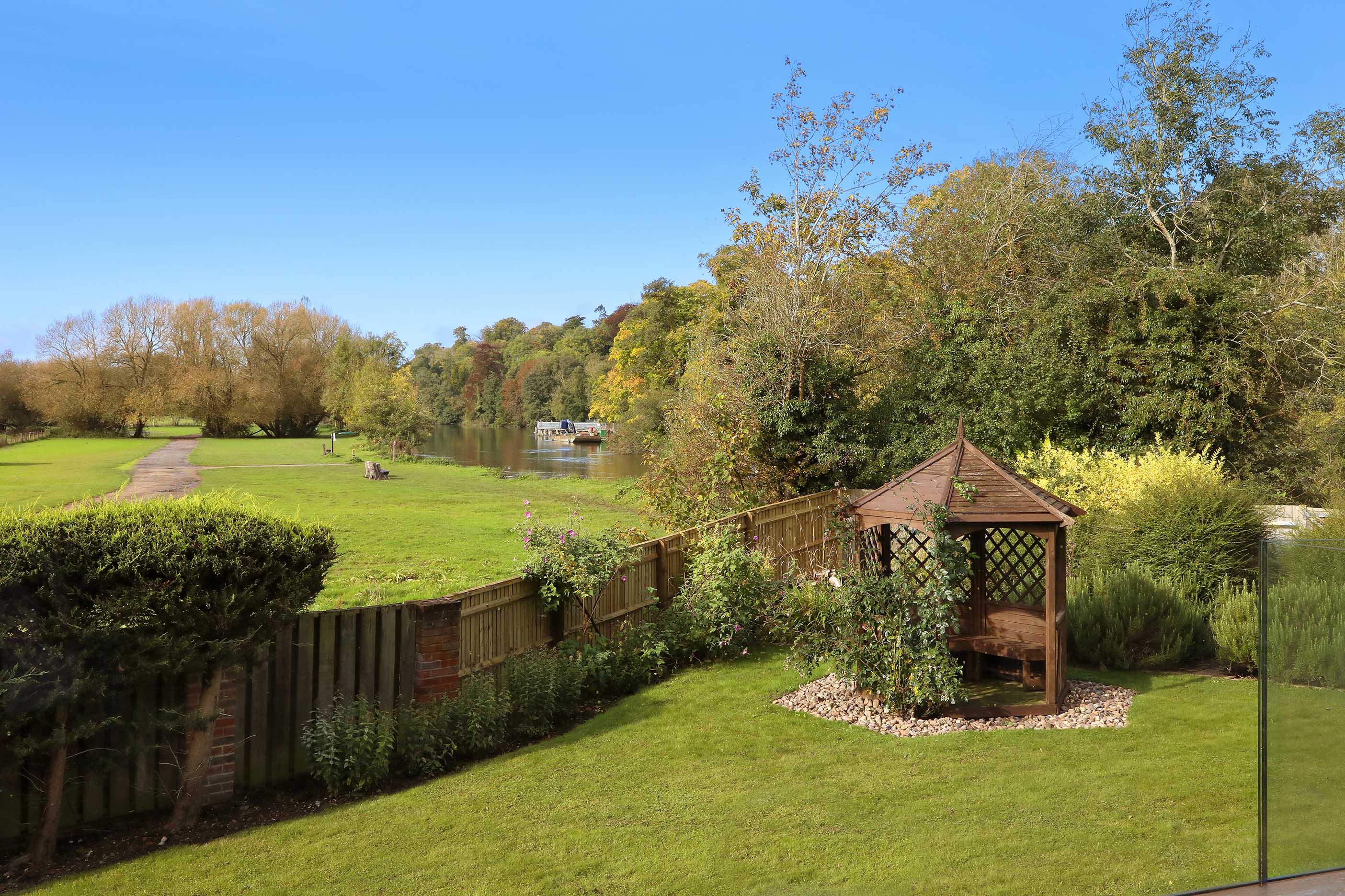 High Street, Hurley, Berkshire, SL6