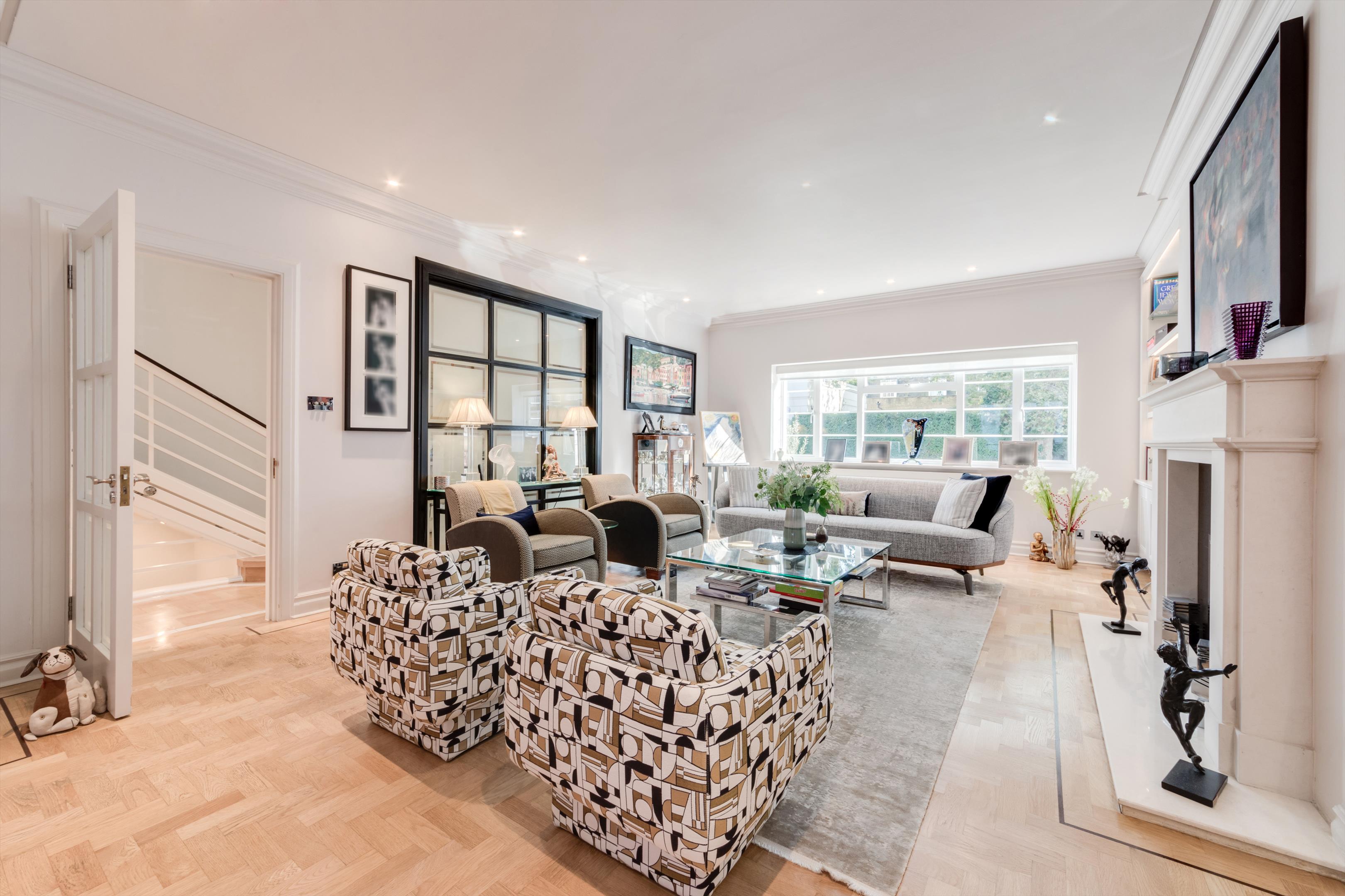 Hyde Park Street, London, W2