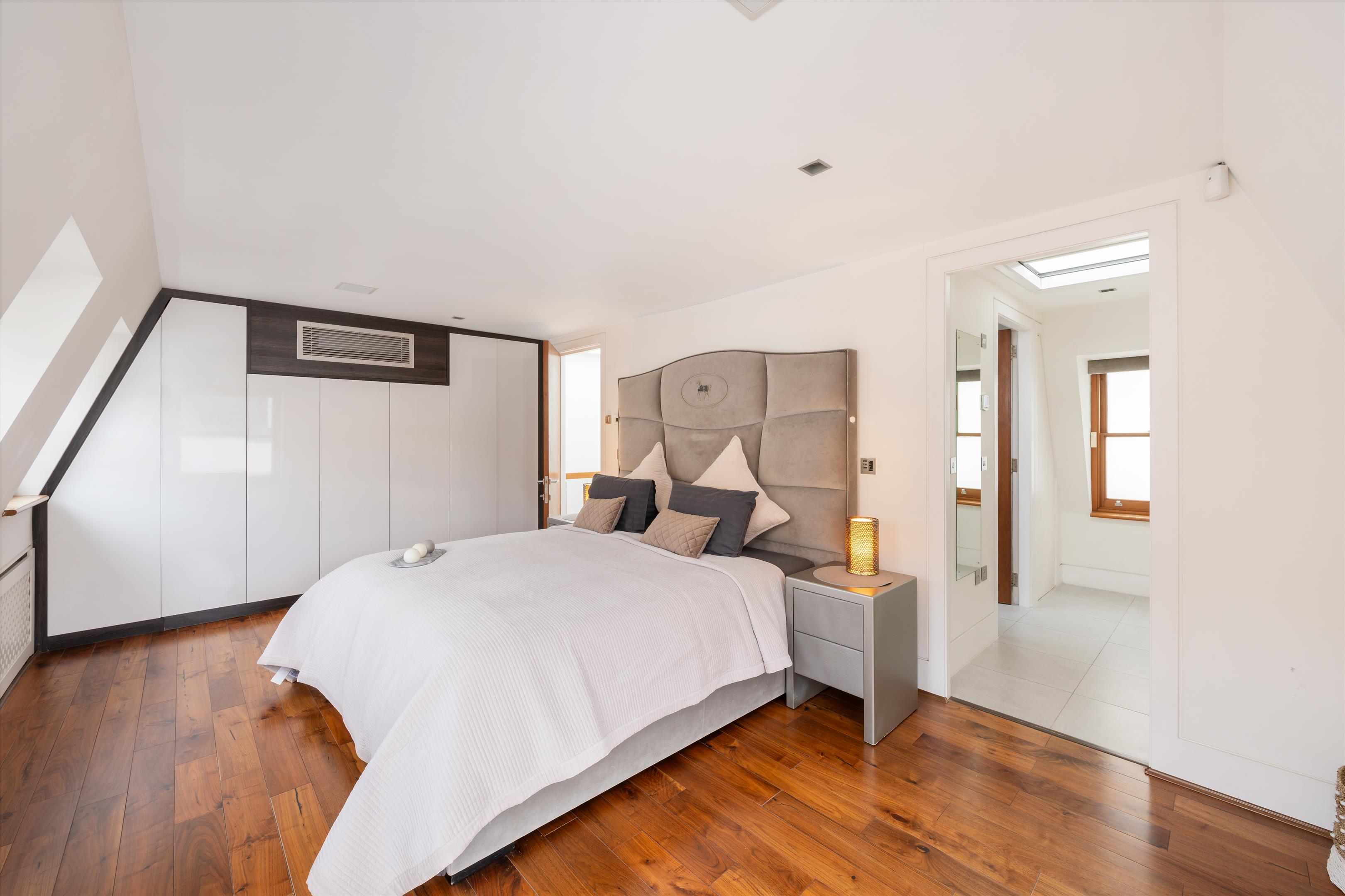 Radnor Mews, Hyde Park, London, W2