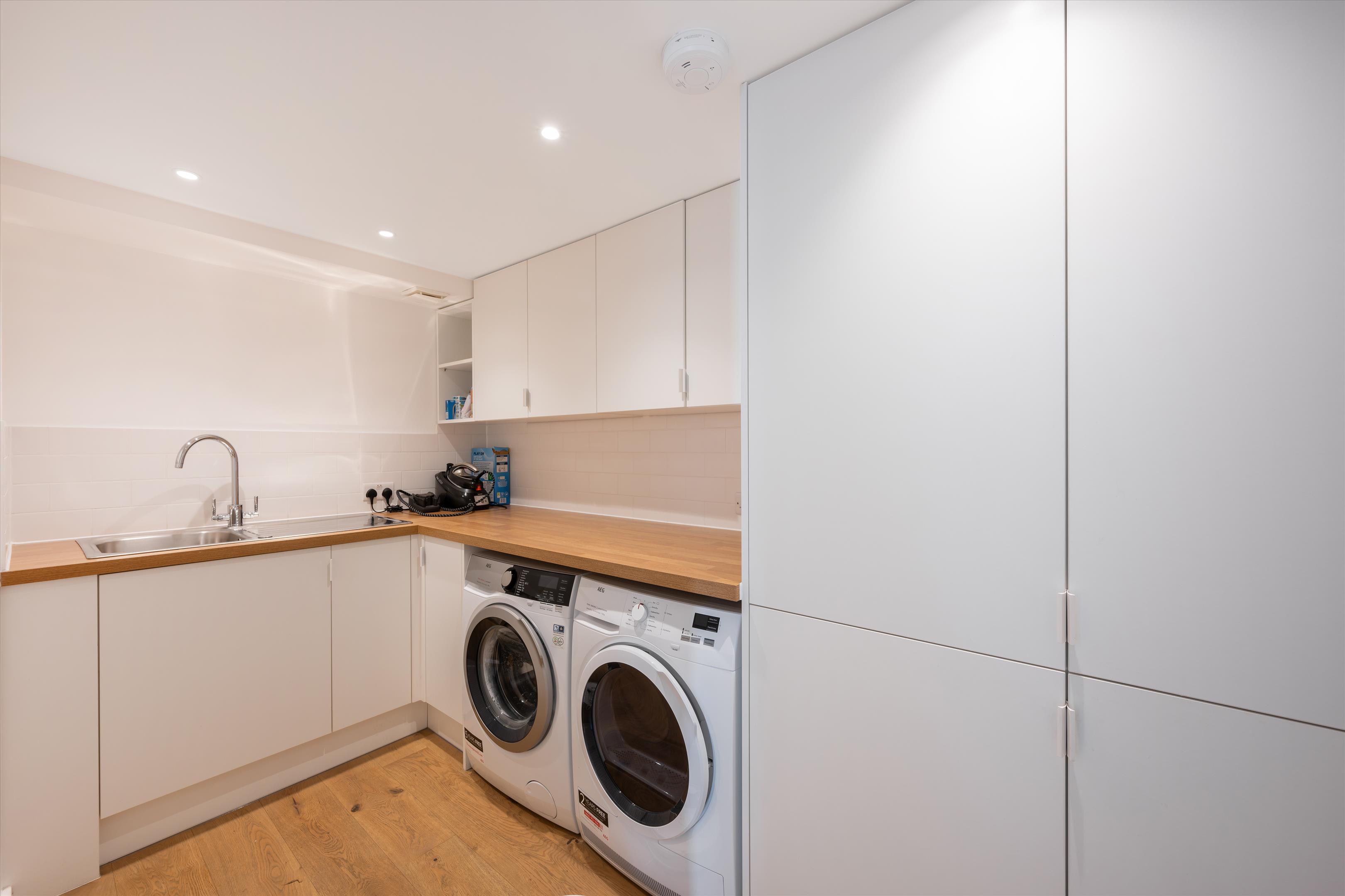 Lancaster Mews, London, W2