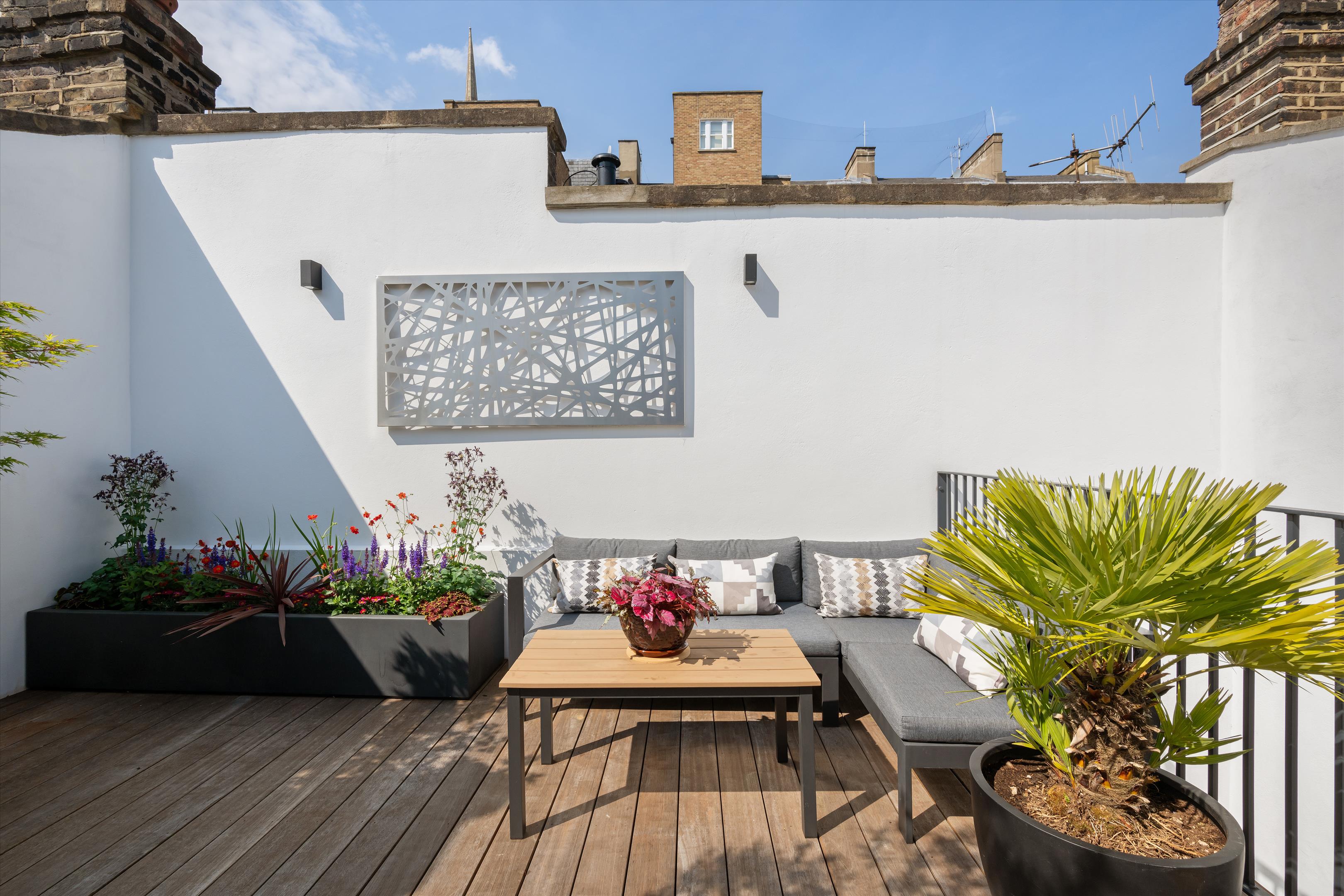 Lancaster Mews, London, W2