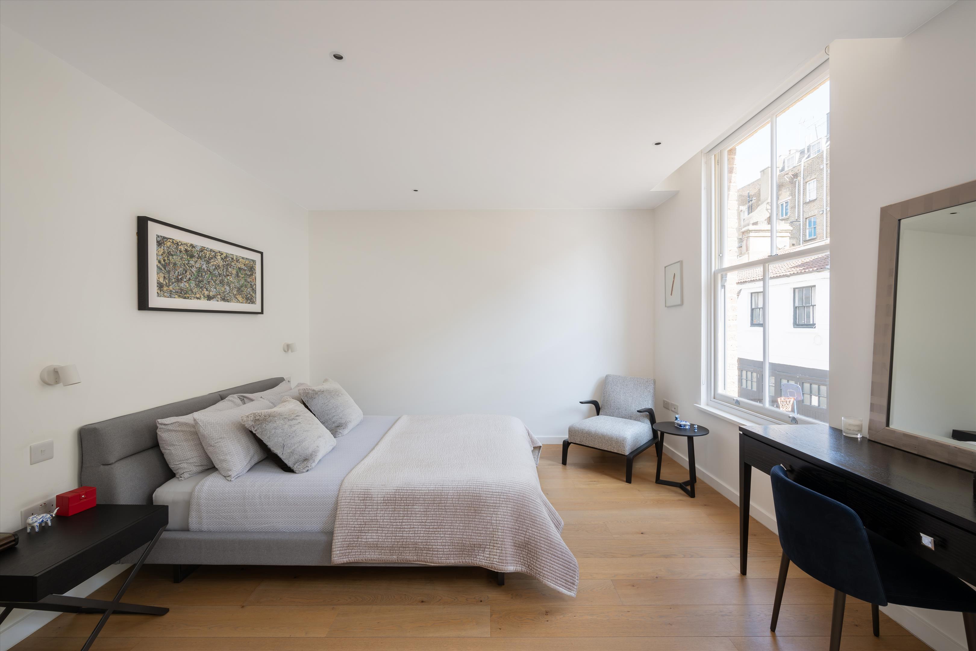 Lancaster Mews, London, W2